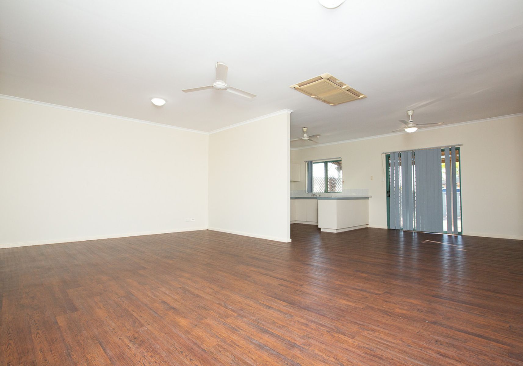13 Yanderra Crescent, South Hedland WA 6722, South Hedland - Thumbnail 2