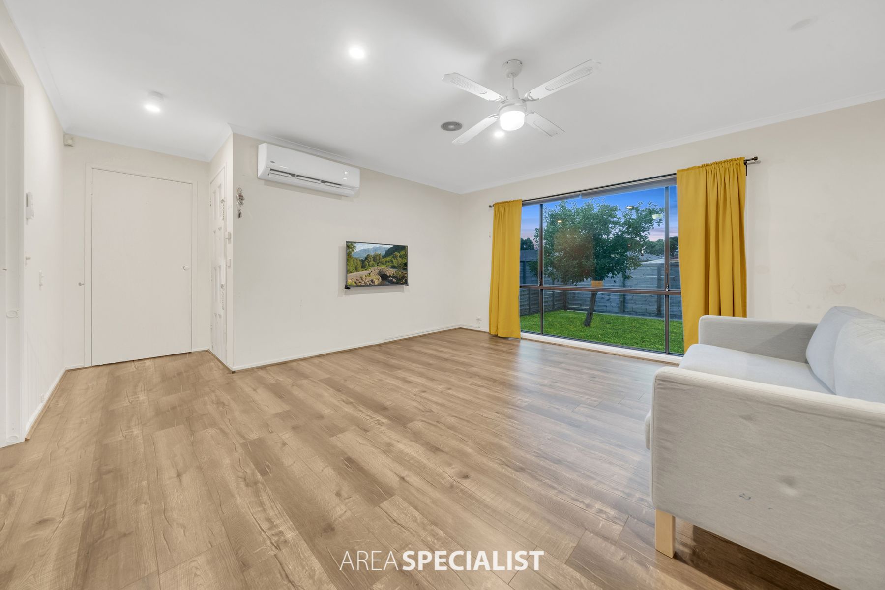 50 Beckington Crescent, Hampton Park, VIC 3976, Hampton Park - Thumbnail 3