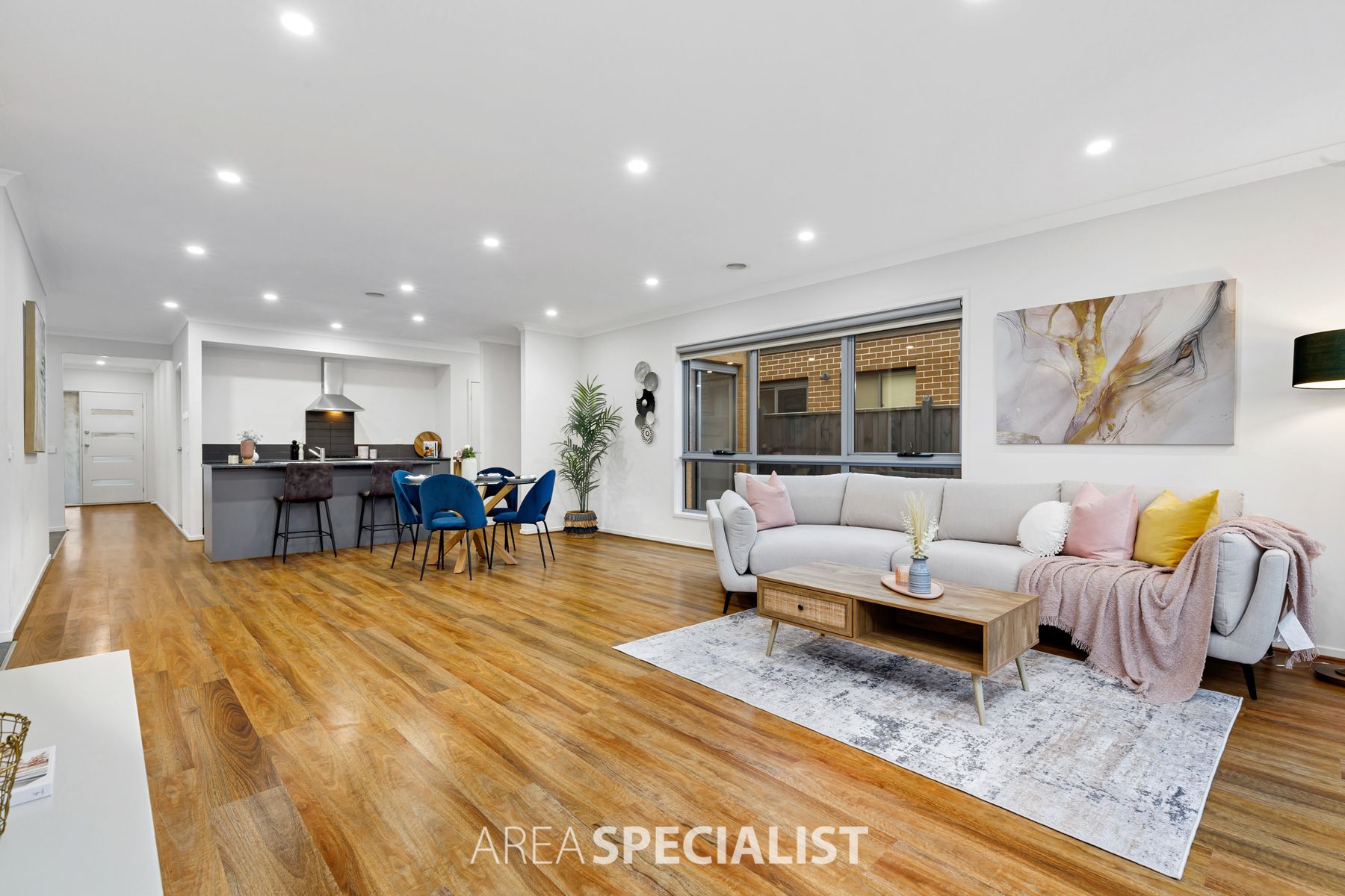 10 Watford Avenue, Cranbourne West, VIC 3977, Cranbourne West - Thumbnail 4