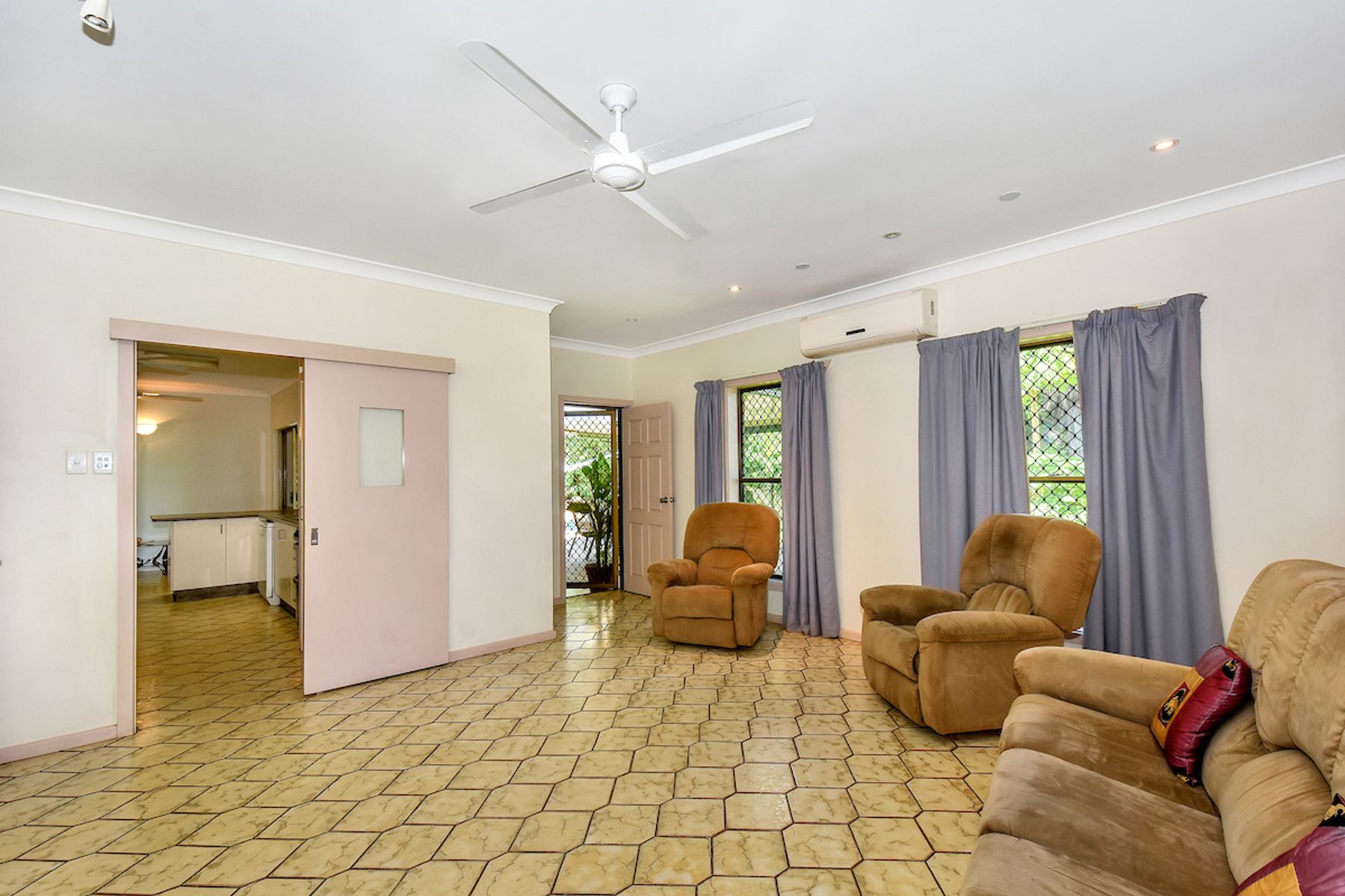 3 Cunjevoi Crescent, Nightcliff NT 0810, Nightcliff - Thumbnail 4