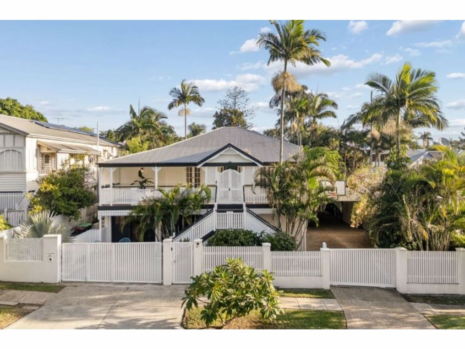 27 Hilton Street, East Brisbane QLD 4169