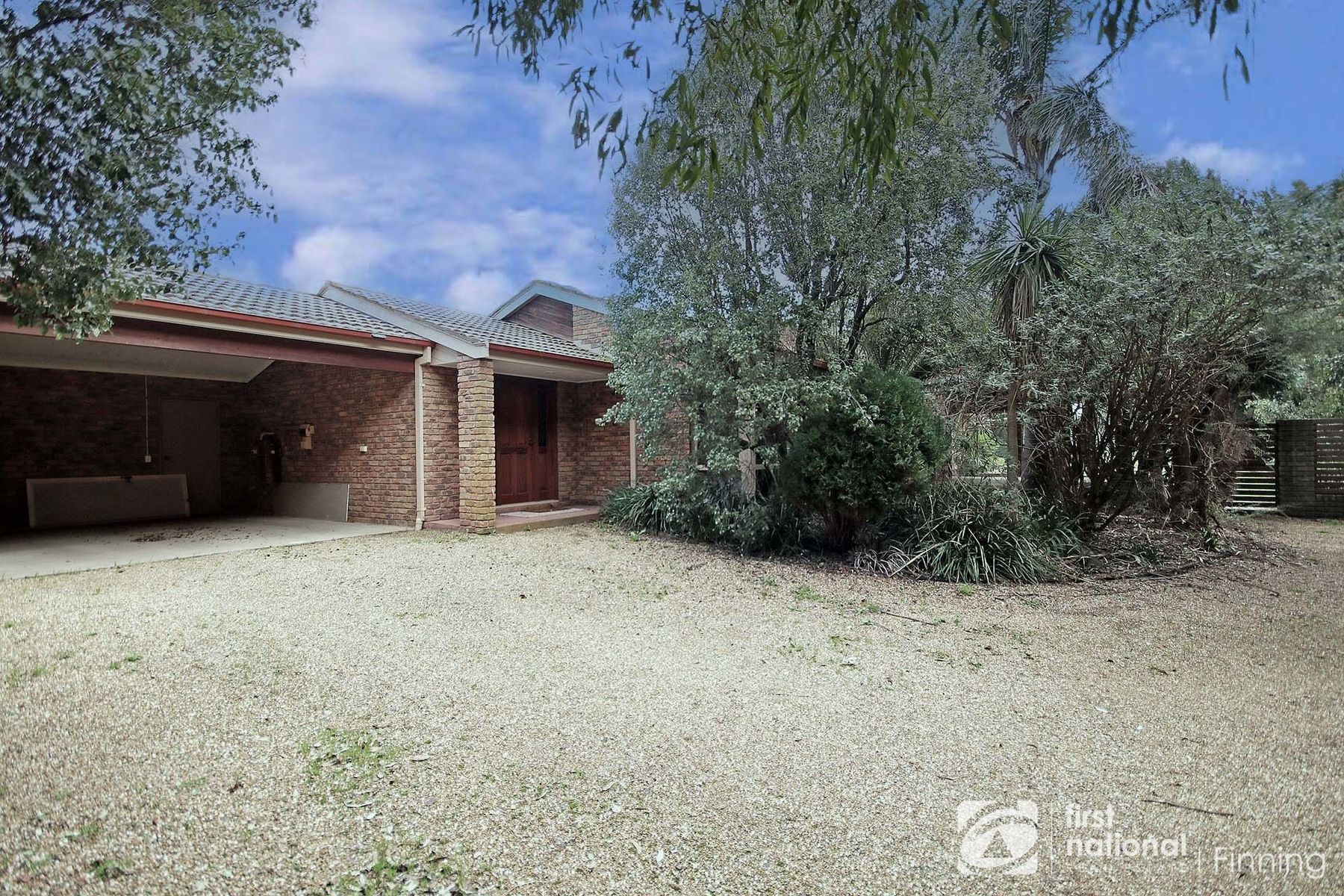 85 Devon Road, Devon Meadows VIC 3977, Devon Meadows - Thumbnail 2
