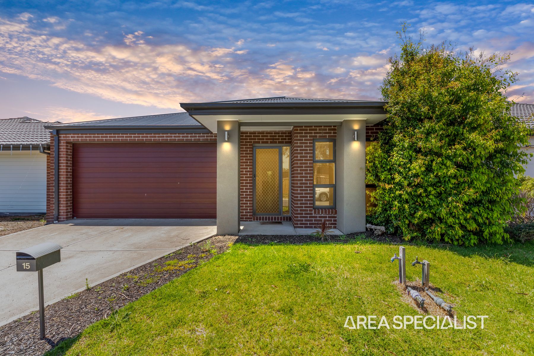 15 Clara Drive, Officer, VIC 3809, Officer - Thumbnail 2