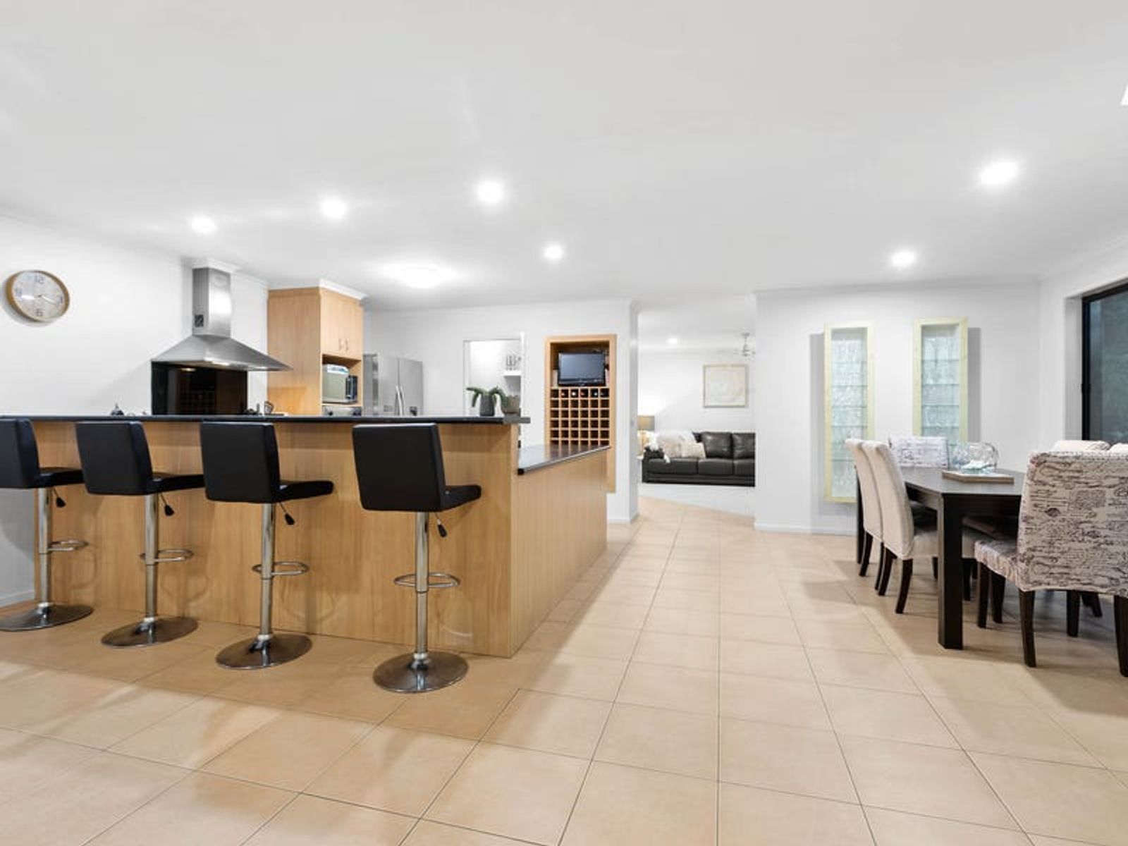24 Julie Court, Langwarrin, VIC 3910, Langwarrin - Thumbnail 7