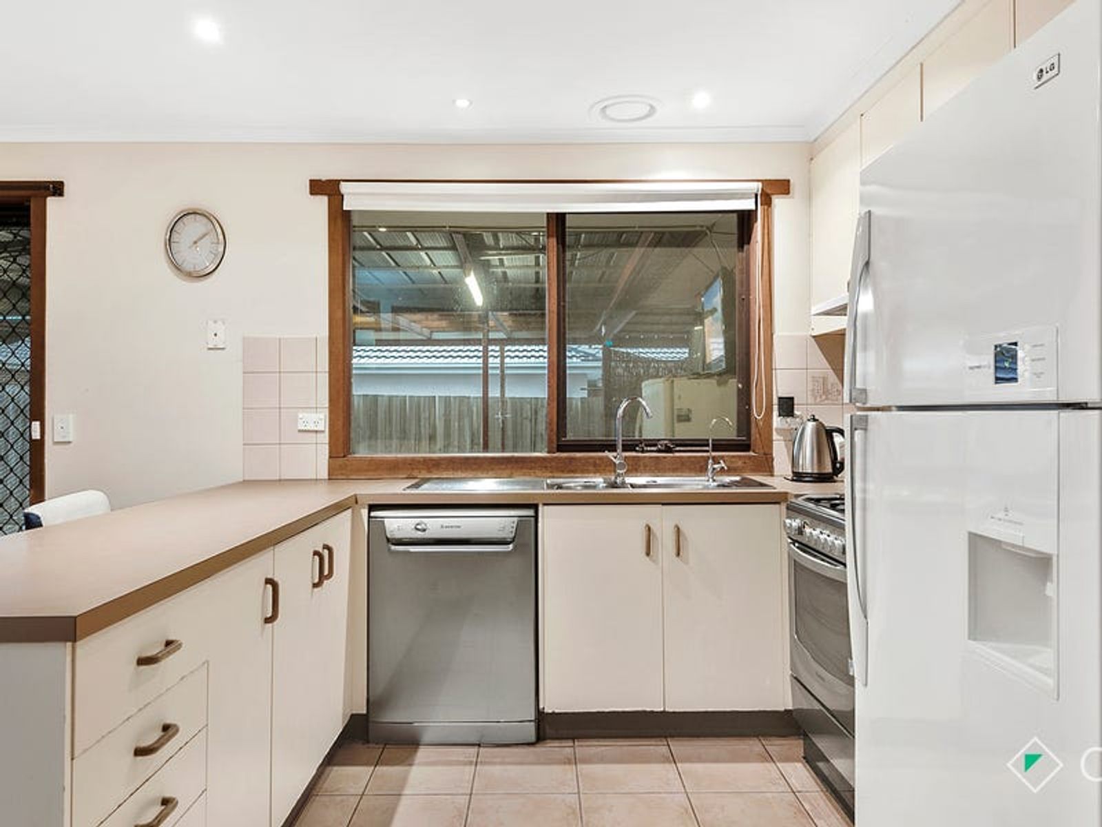 42 Shetland Street, Endeavour Hills, VIC 3802, Endeavour Hills - Thumbnail 4