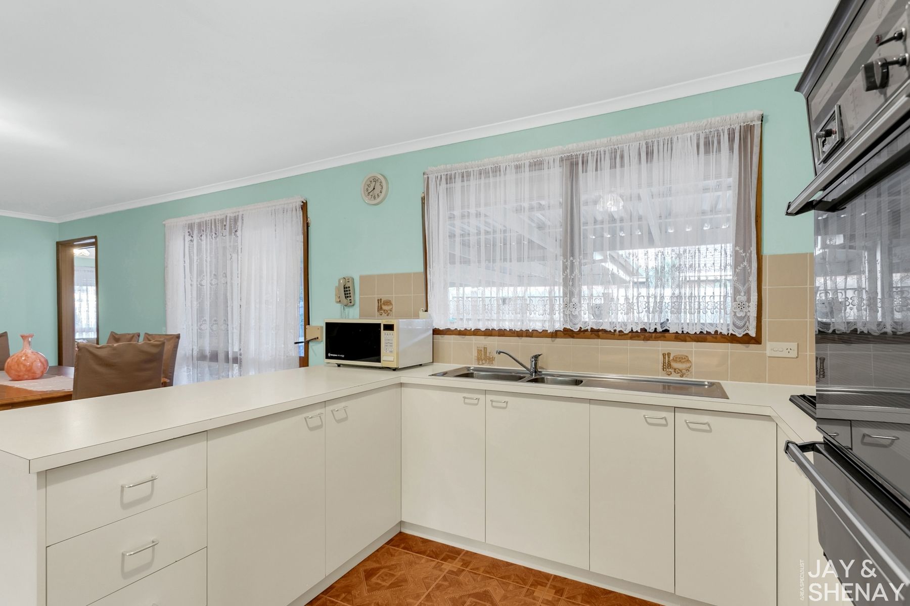 28 Girvan Circuit, Endeavour Hills, VIC 3802, Endeavour Hills - Thumbnail 4