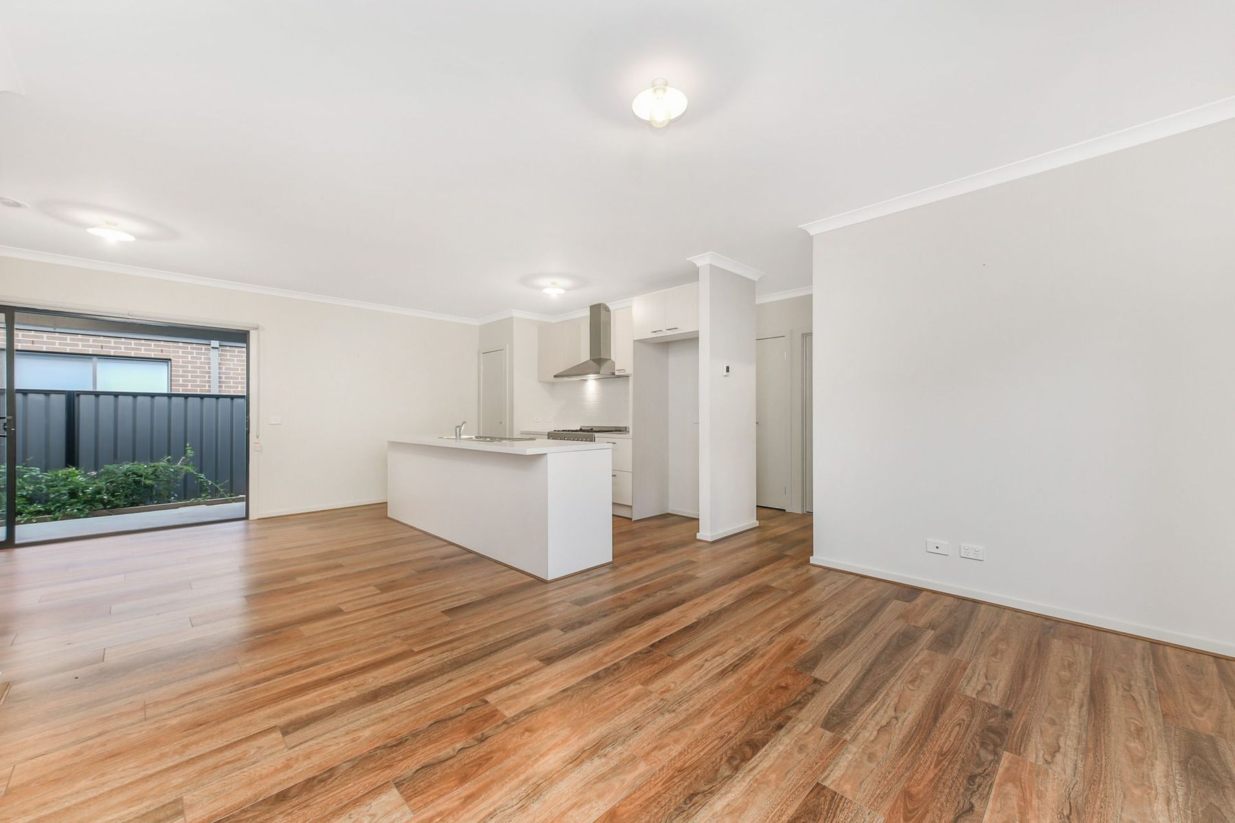 62 Kilmarnock Way, Clyde North, VIC 3978, Clyde North - Thumbnail 7