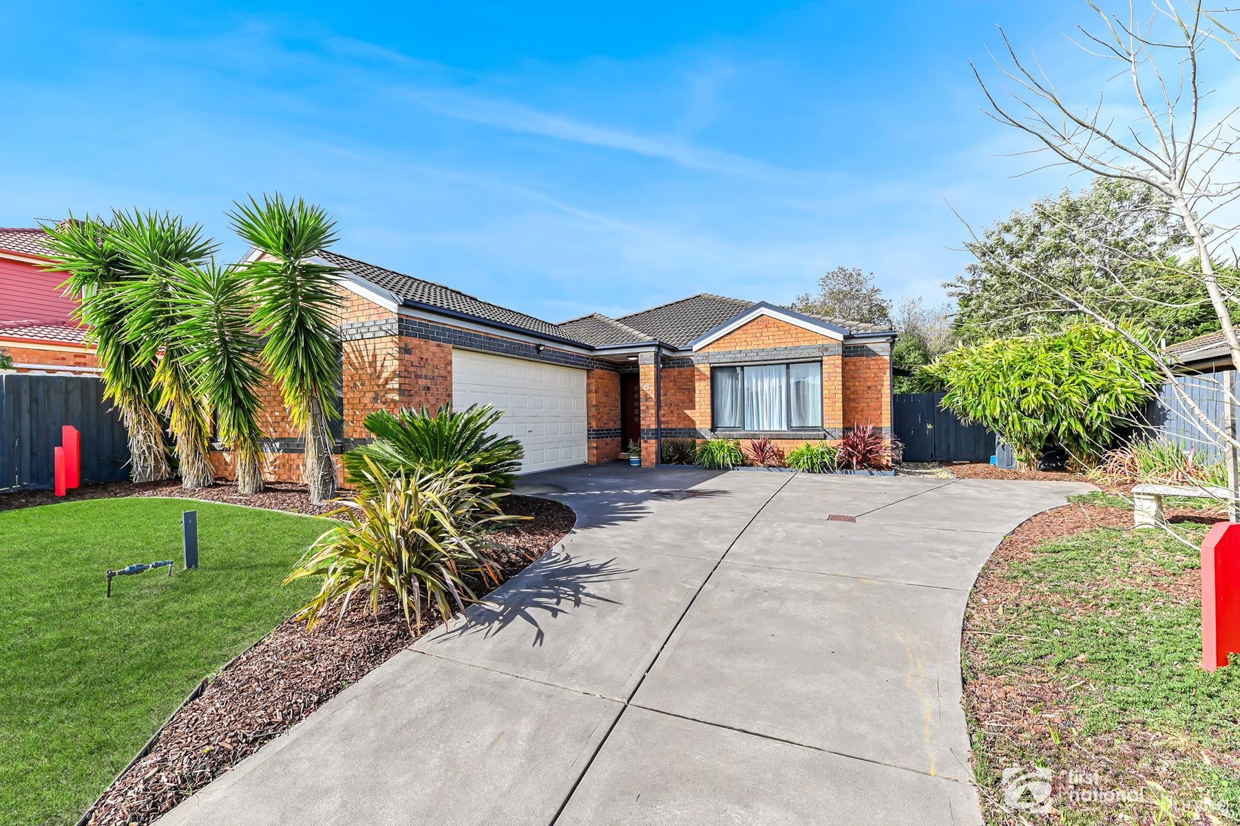 6 Oliver Court, Narre Warren South VIC 3805, Narre Warren South - Thumbnail 2