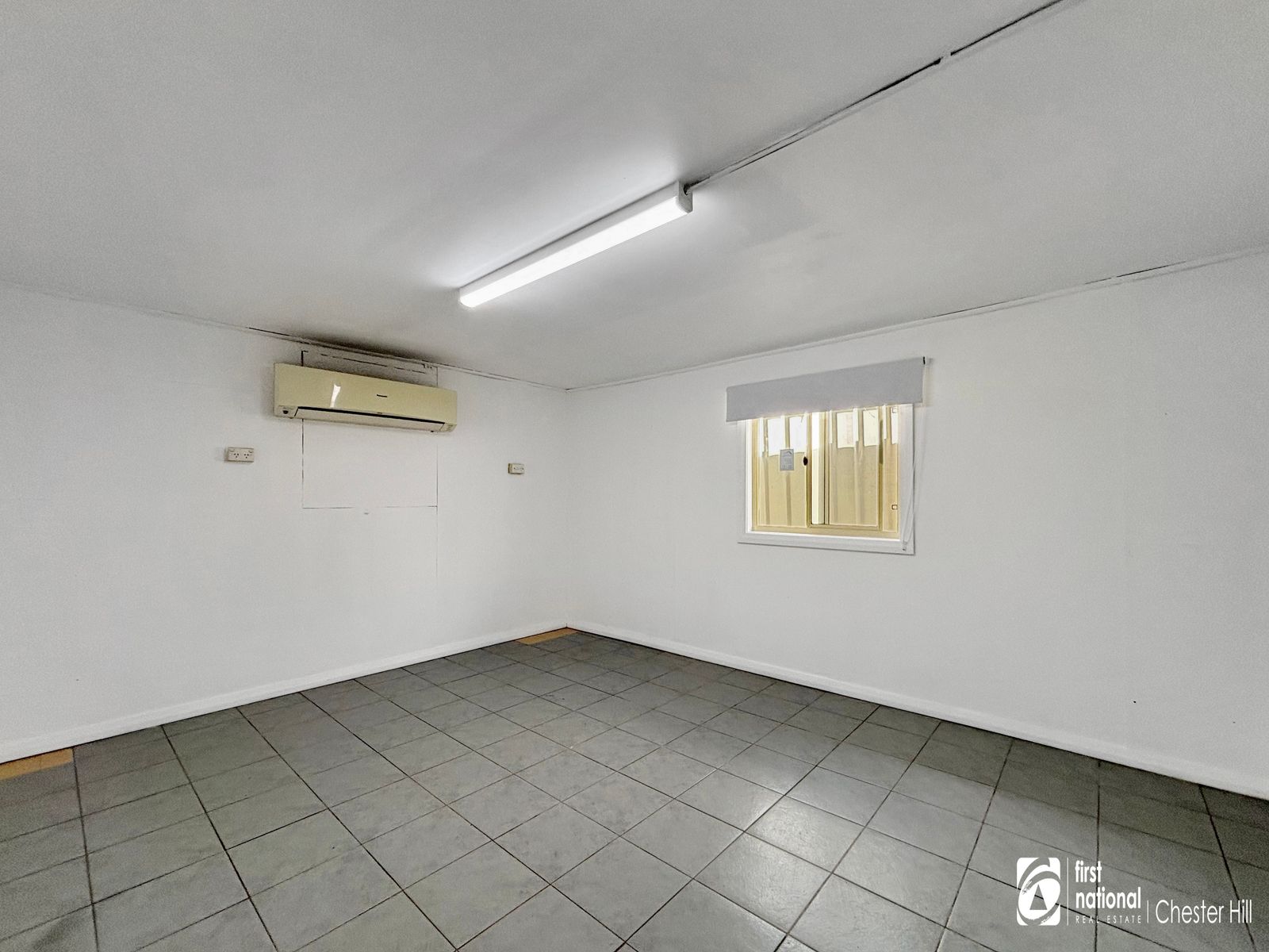 950 WOODVILLE ROAD, Villawood NSW 2163, Villawood - Thumbnail 7