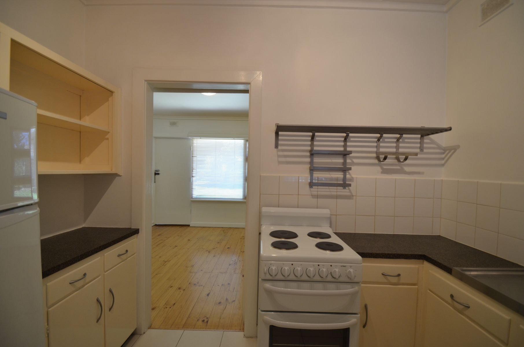 1/37 Pier Street, Glenelg SA 5045, Glenelg - Thumbnail 4
