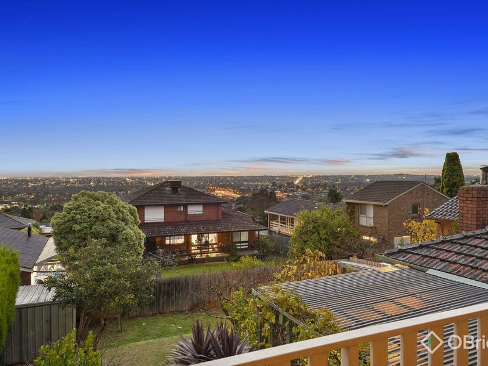 7 Gore Rise, Endeavour Hills, VIC 3802, Endeavour Hills - Thumbnail 2