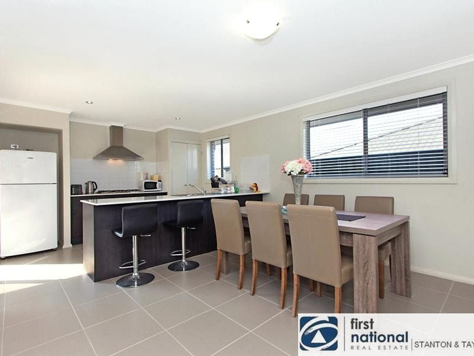 37 Forestwood Drive, Glenmore Park - Thumbnail 3