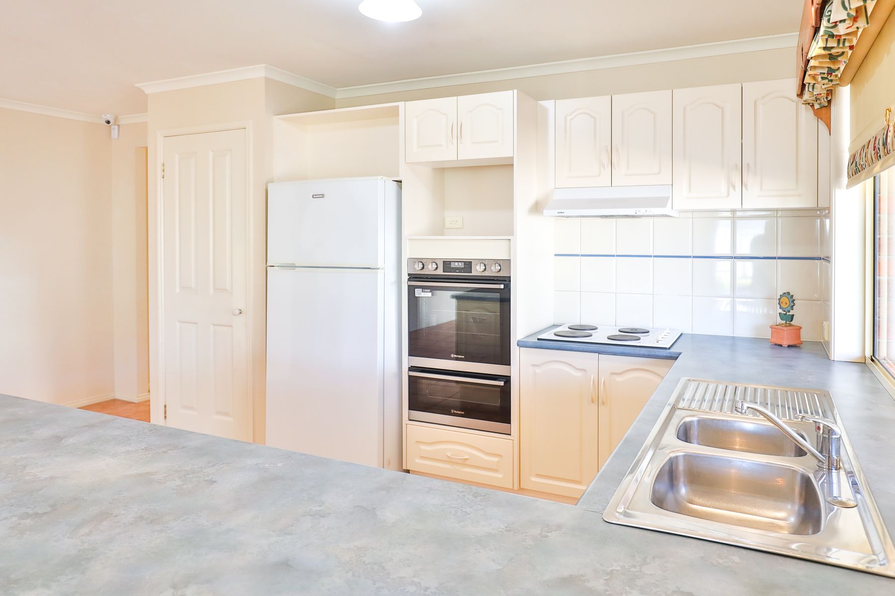 16 Plane Tree Drive, Mildura - Thumbnail 4