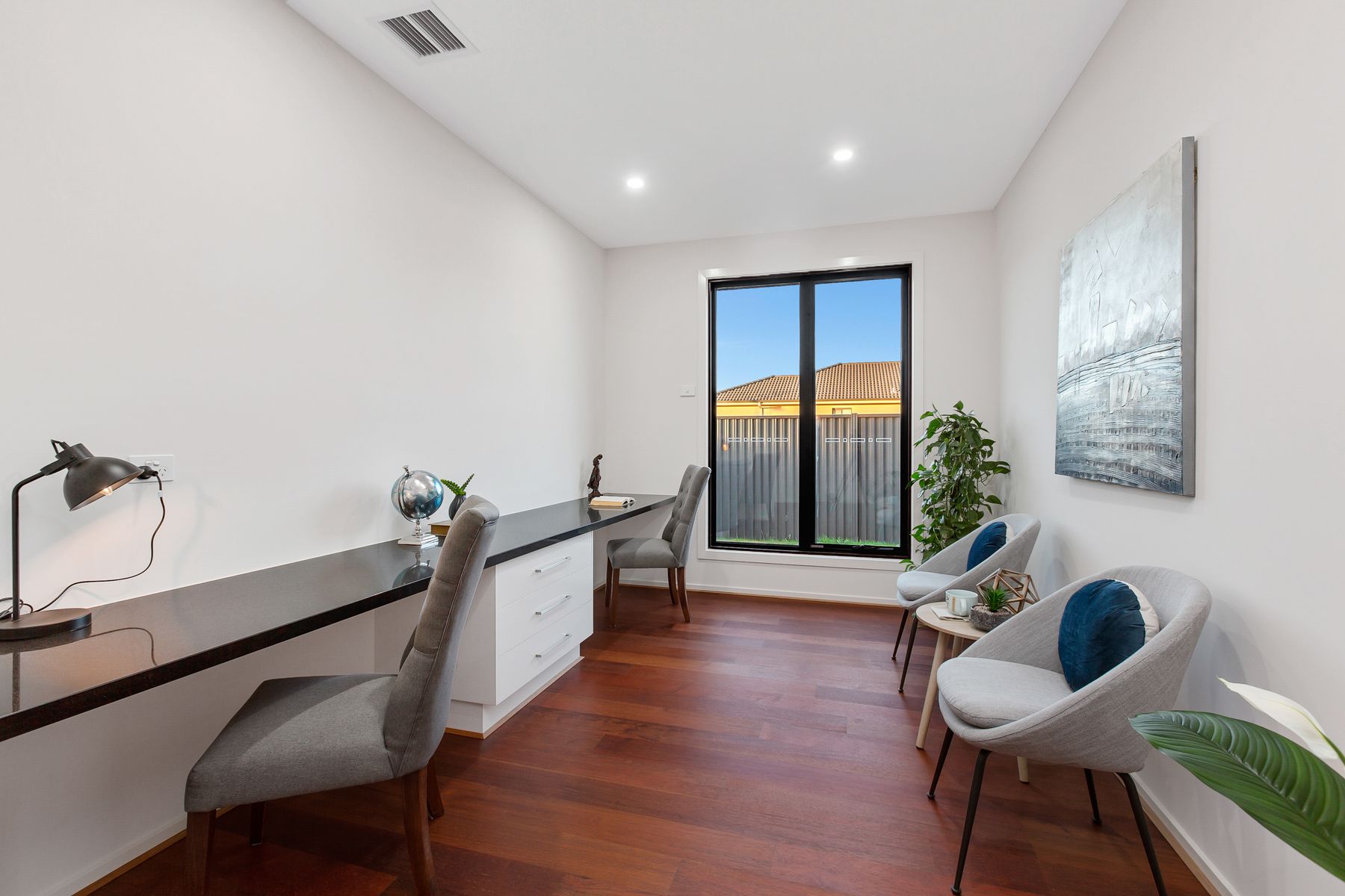 36 Penton Way, Lynbrook, Lynbrook - Thumbnail 6
