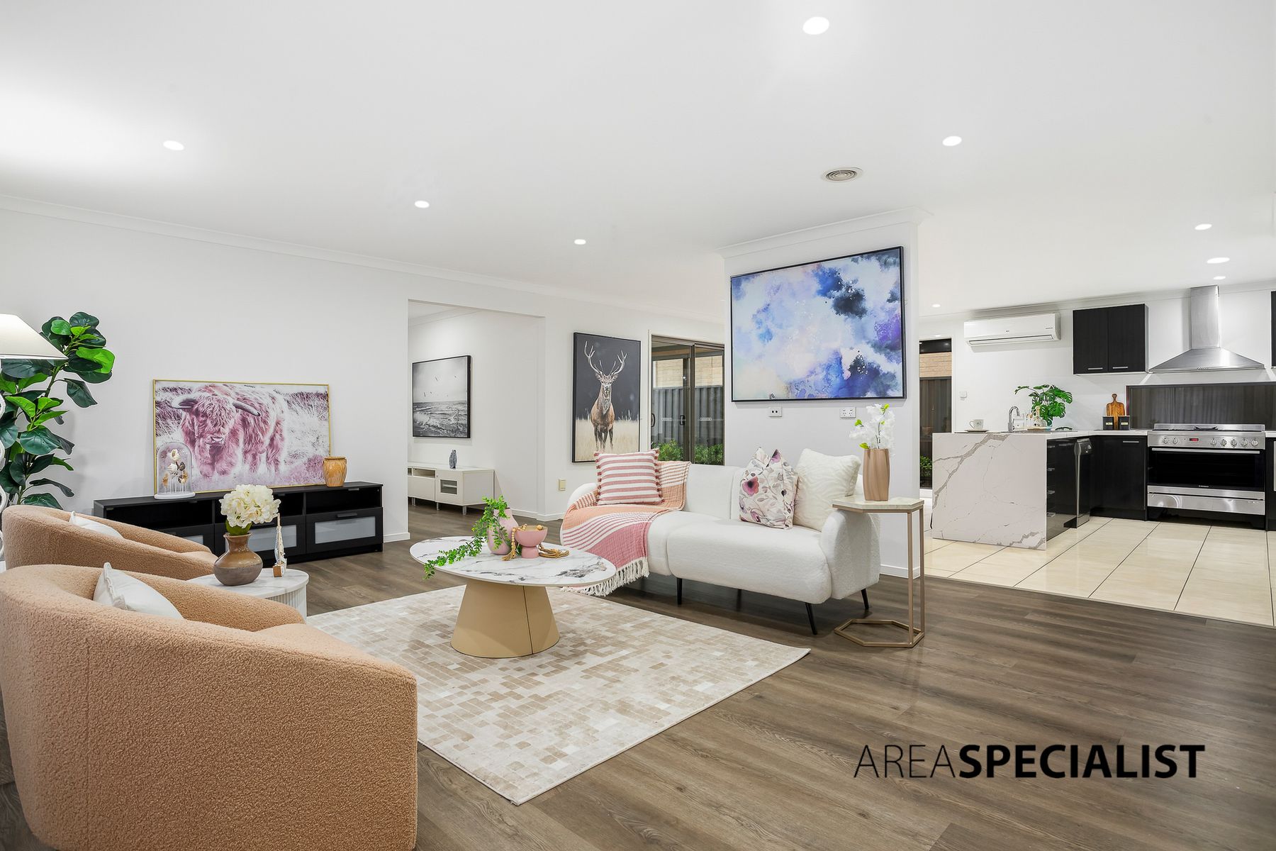 22 Waltzing Drive, Lynbrook, Lynbrook - Thumbnail 7