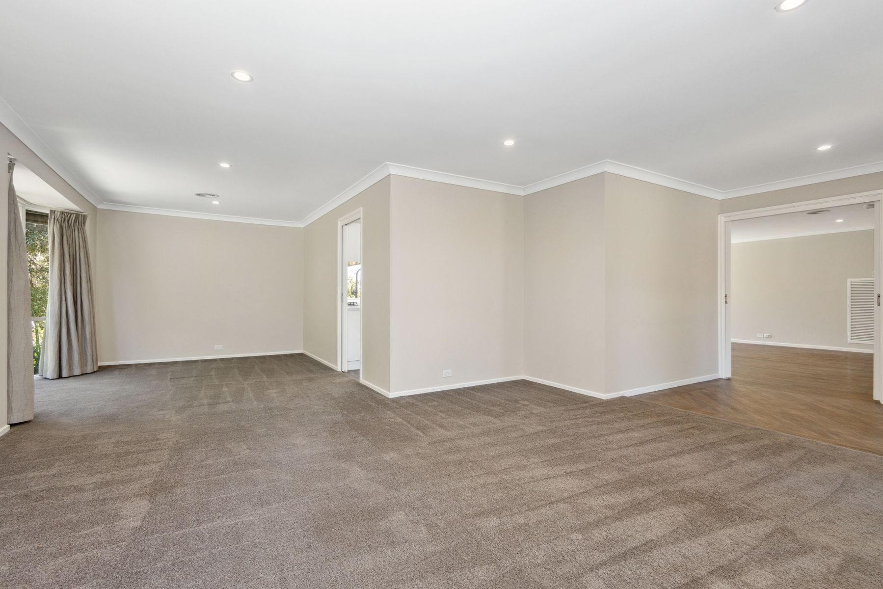 21 Timbertop Drive, Kennington, VIC 3550, Kennington - Thumbnail 4