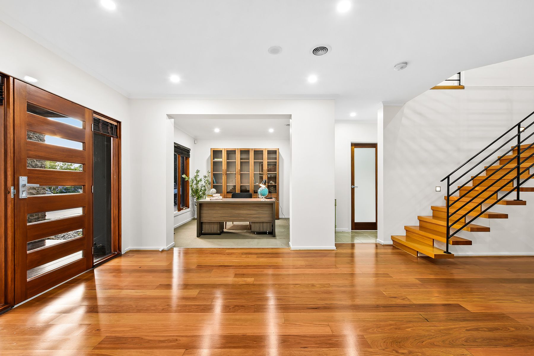 16 Wild Sage Court, Lyndhurst VIC 3975, Lyndhurst - Thumbnail 4