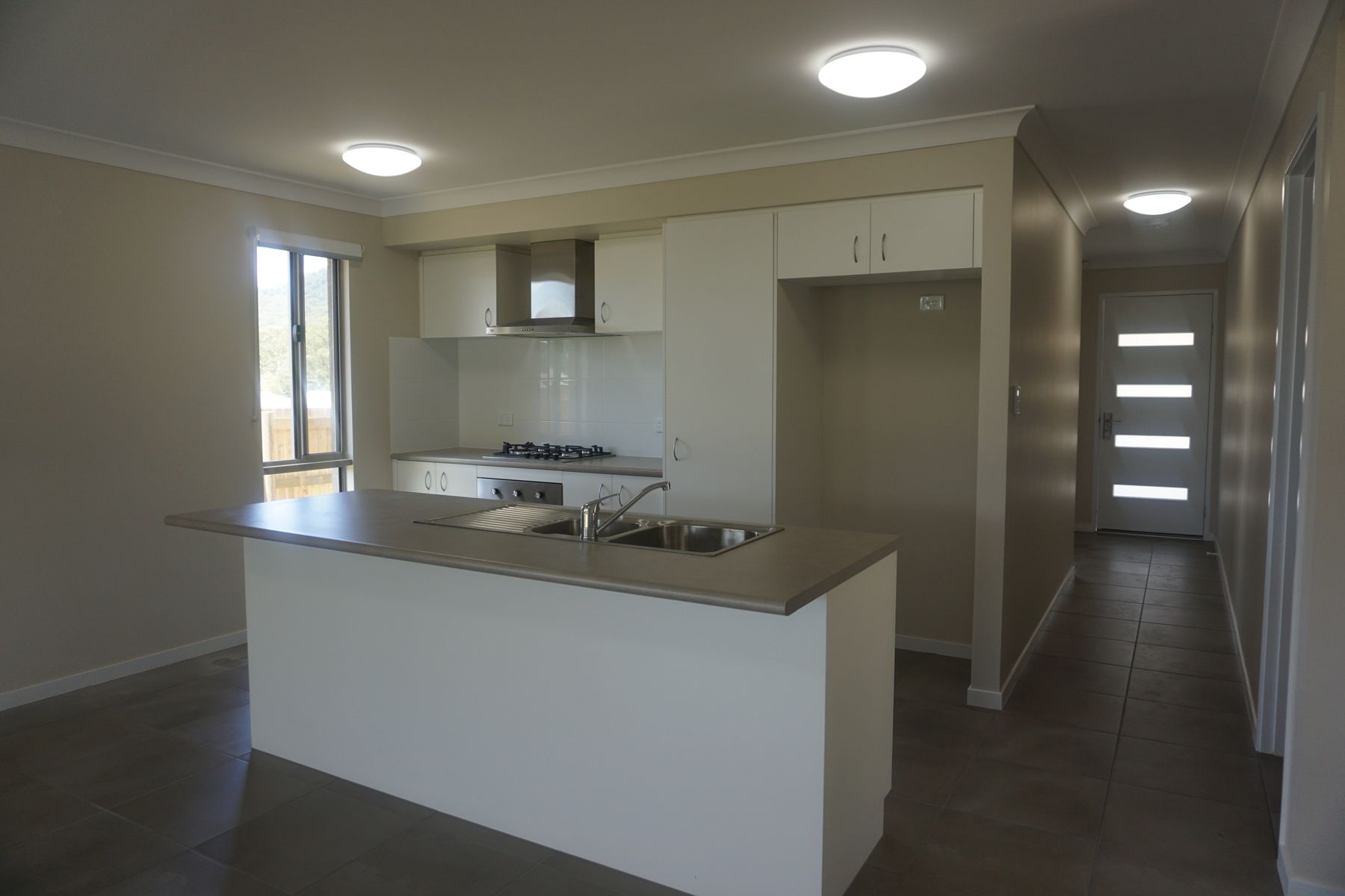 32 Tumbare Street, Atherton QLD 4883, Atherton - Thumbnail 3
