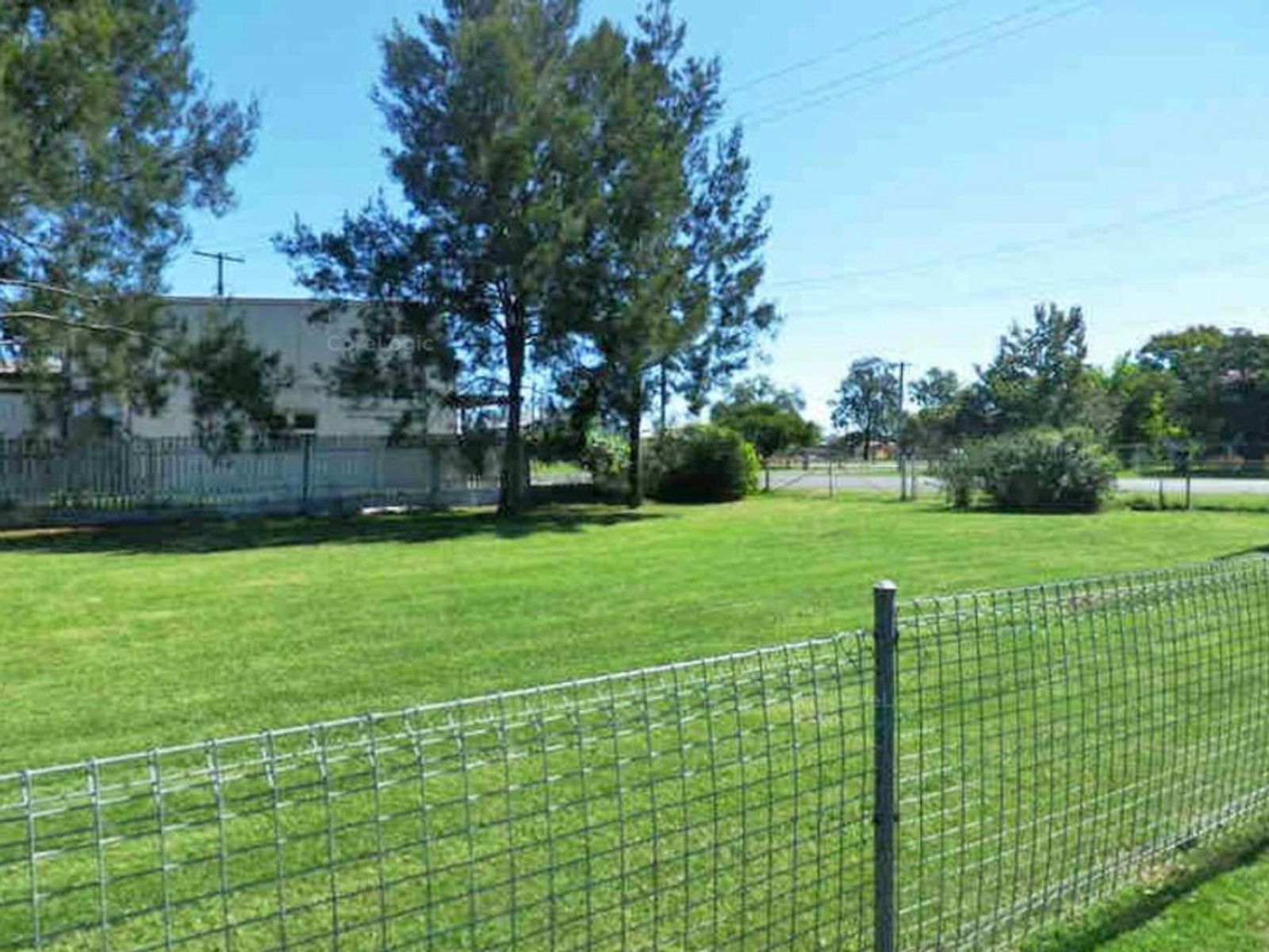 27 Percy Street, Warwick - Thumbnail 7