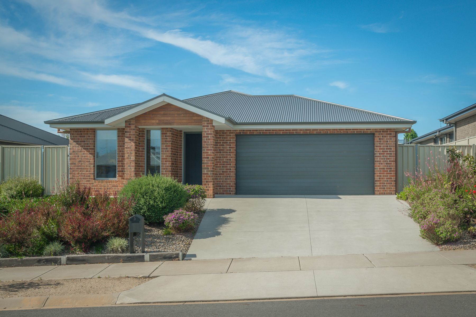 5 Drover Place, Thurgoona - Image 1