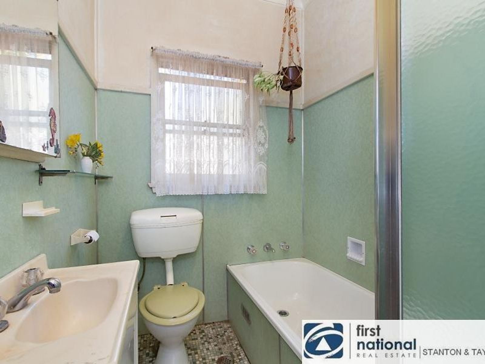 2 Imperial Avenue, Emu Plains - Thumbnail 2