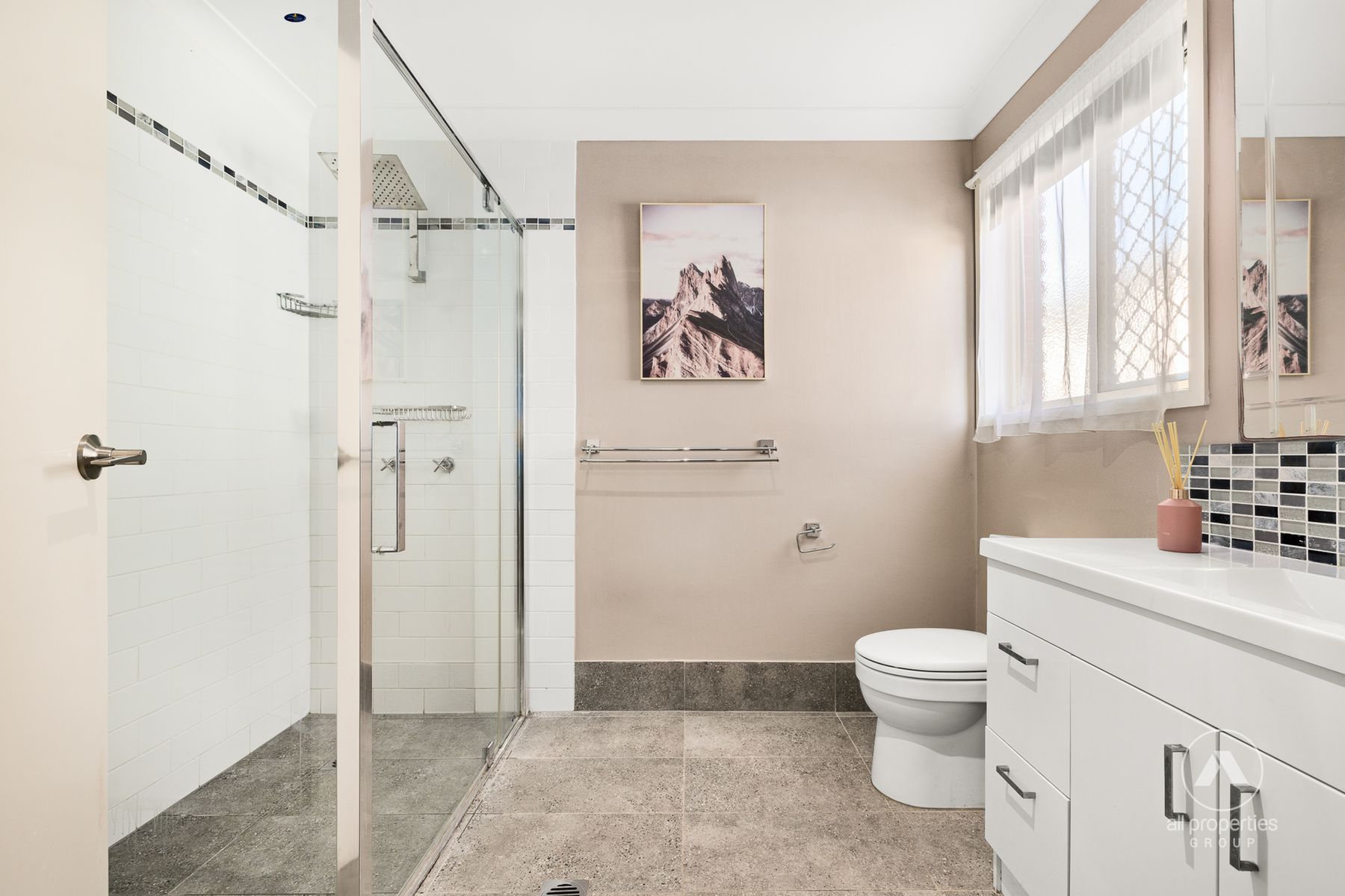 8 Garry Place, Crestmead QLD 4132, Crestmead - Thumbnail 6