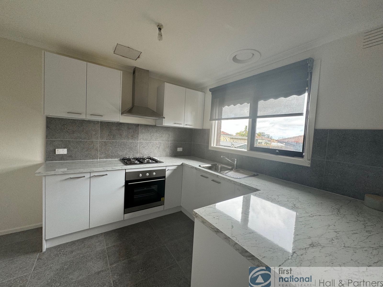 4/50-52 Doveton Avenue, Eumemmerring VIC 3177, Eumemmerring - Thumbnail 3