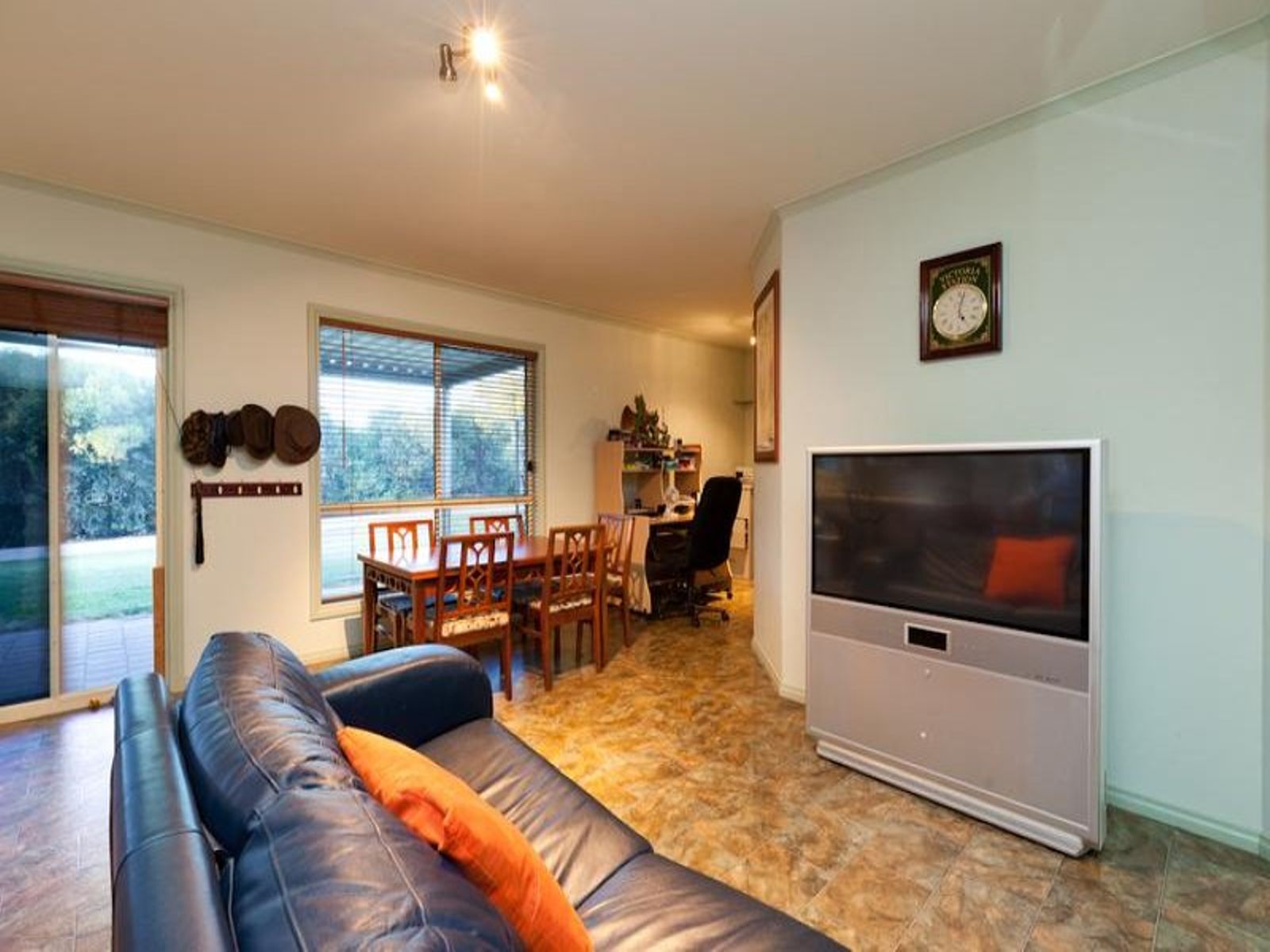 12 Regina Avenue, Cabarita - Thumbnail 3