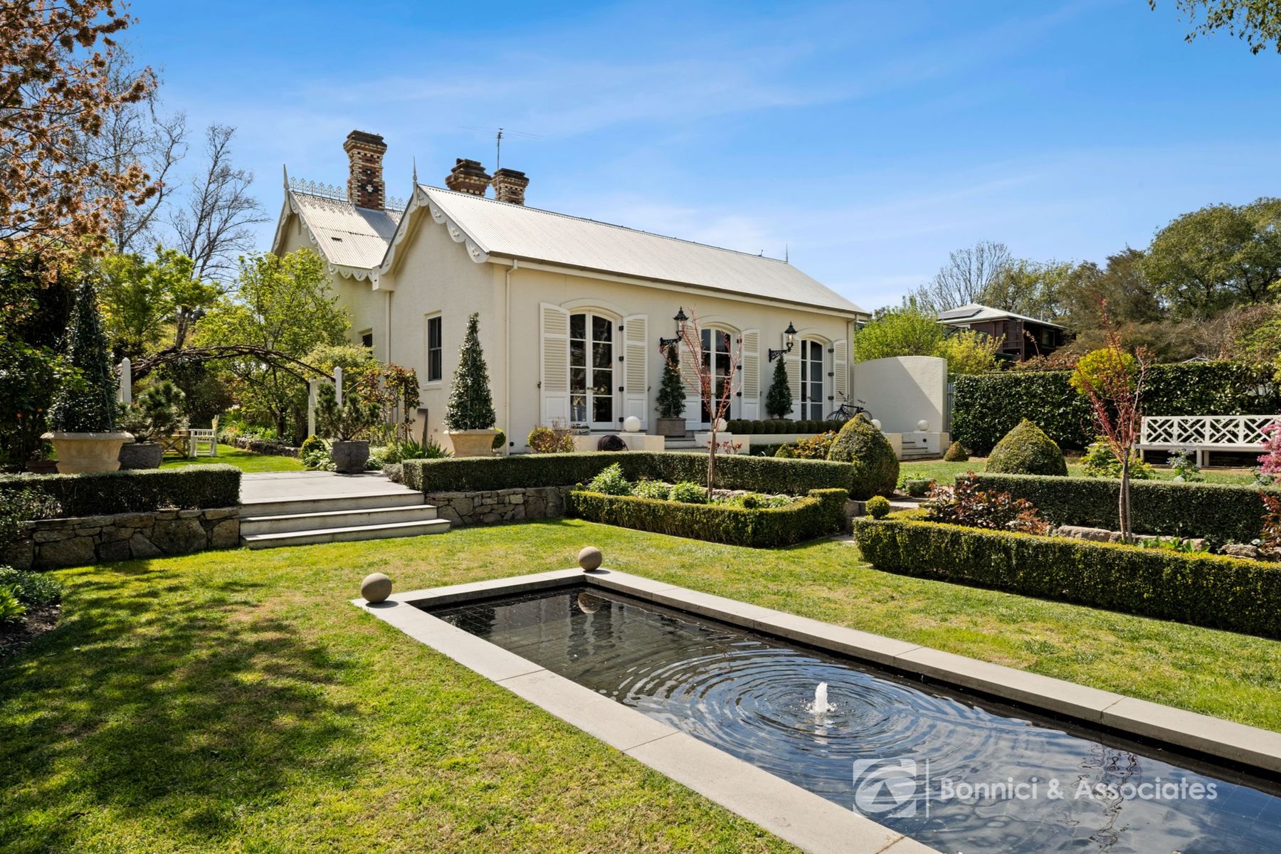 30 Mellish Street, Beechworth - Image 1