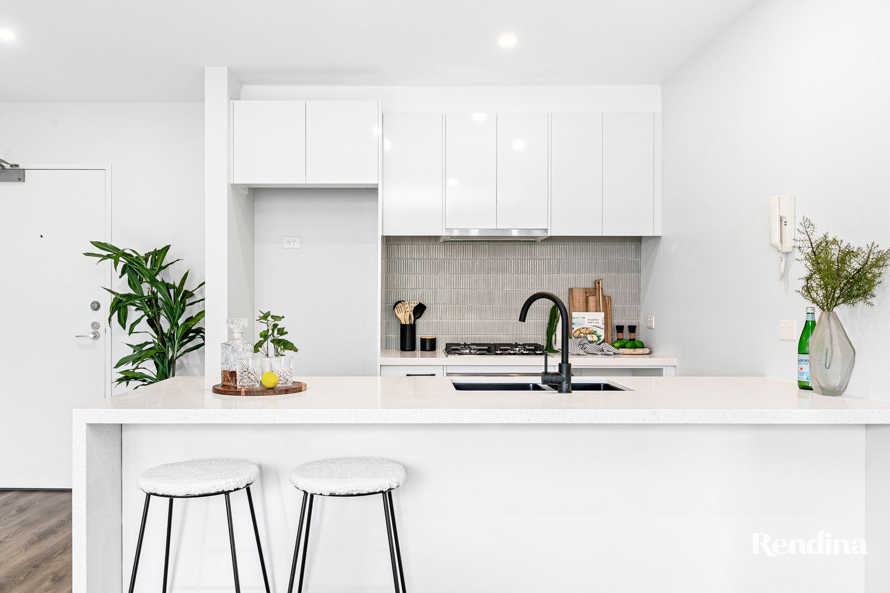 208/80 Speakmen Street, Kensington - Thumbnail 2