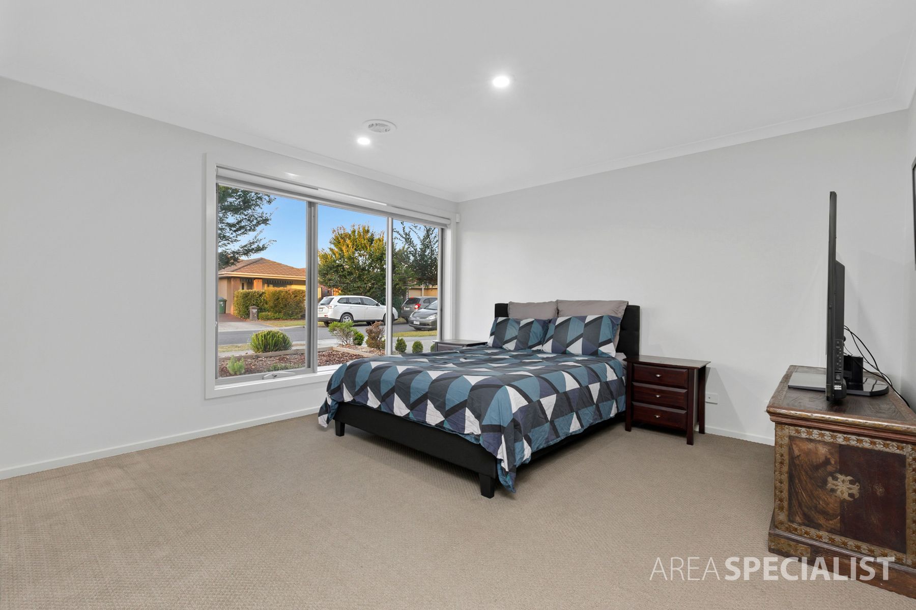 55 Jupiter Crescent, Cranbourne West, VIC 3977, Cranbourne West - Thumbnail 6