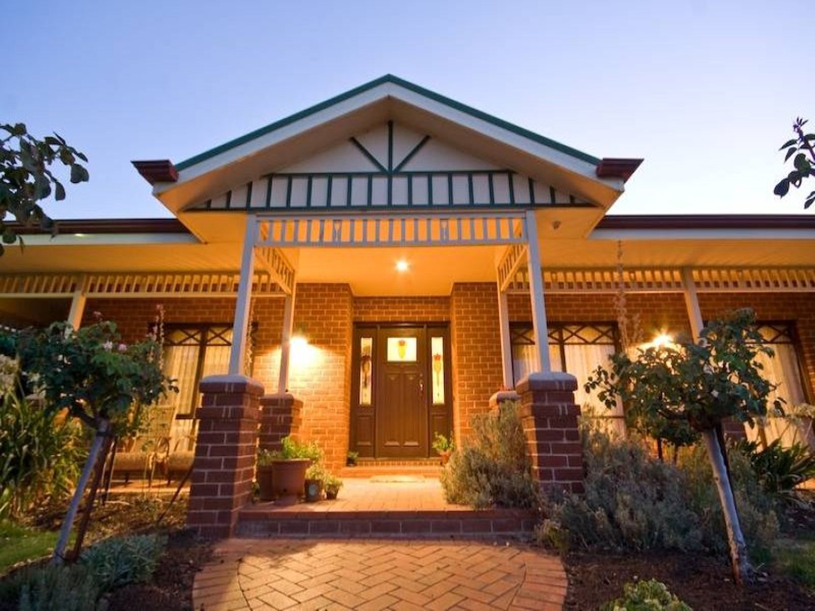 4 Damien Court, Mildura - Image 1