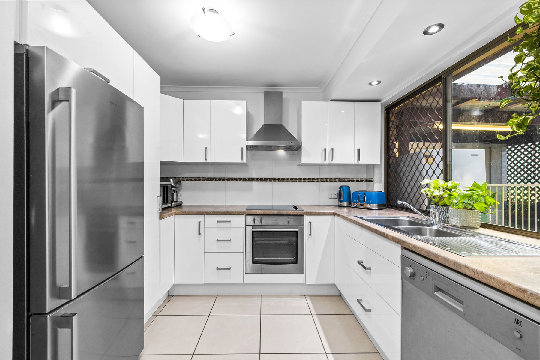 30 Dracon Street, Regents Park QLD 4118, Regents Park - Thumbnail 3