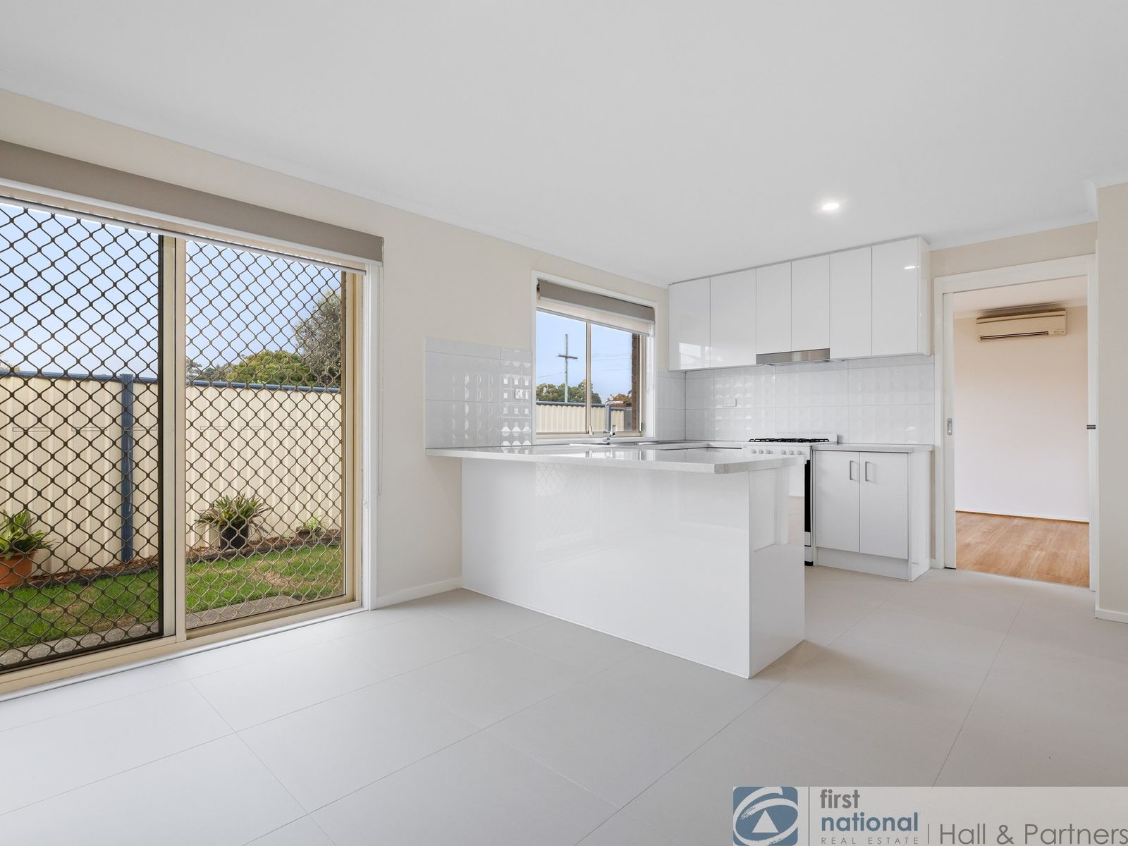 1/899 Heatherton Road, Springvale VIC 3171, Springvale - Thumbnail 2