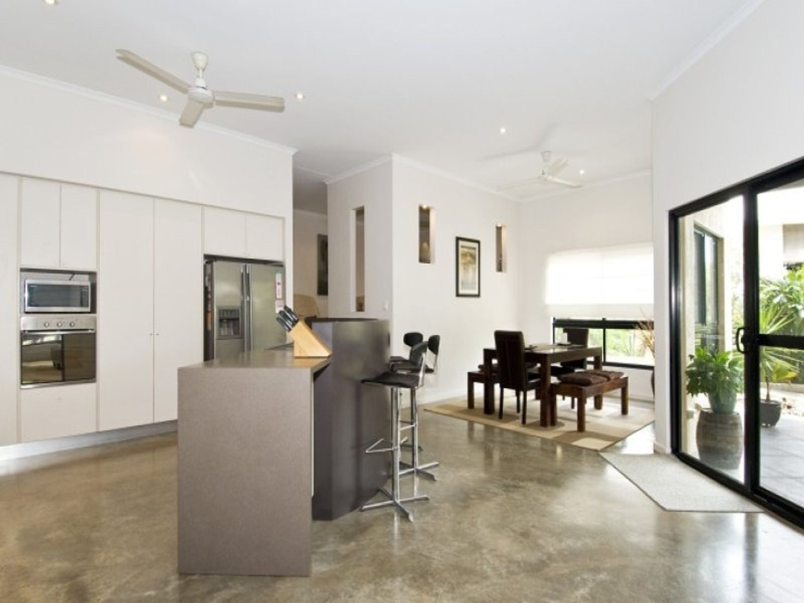 7 Bermingham Crescent, Bayview NT 0820, Bayview - Thumbnail 4
