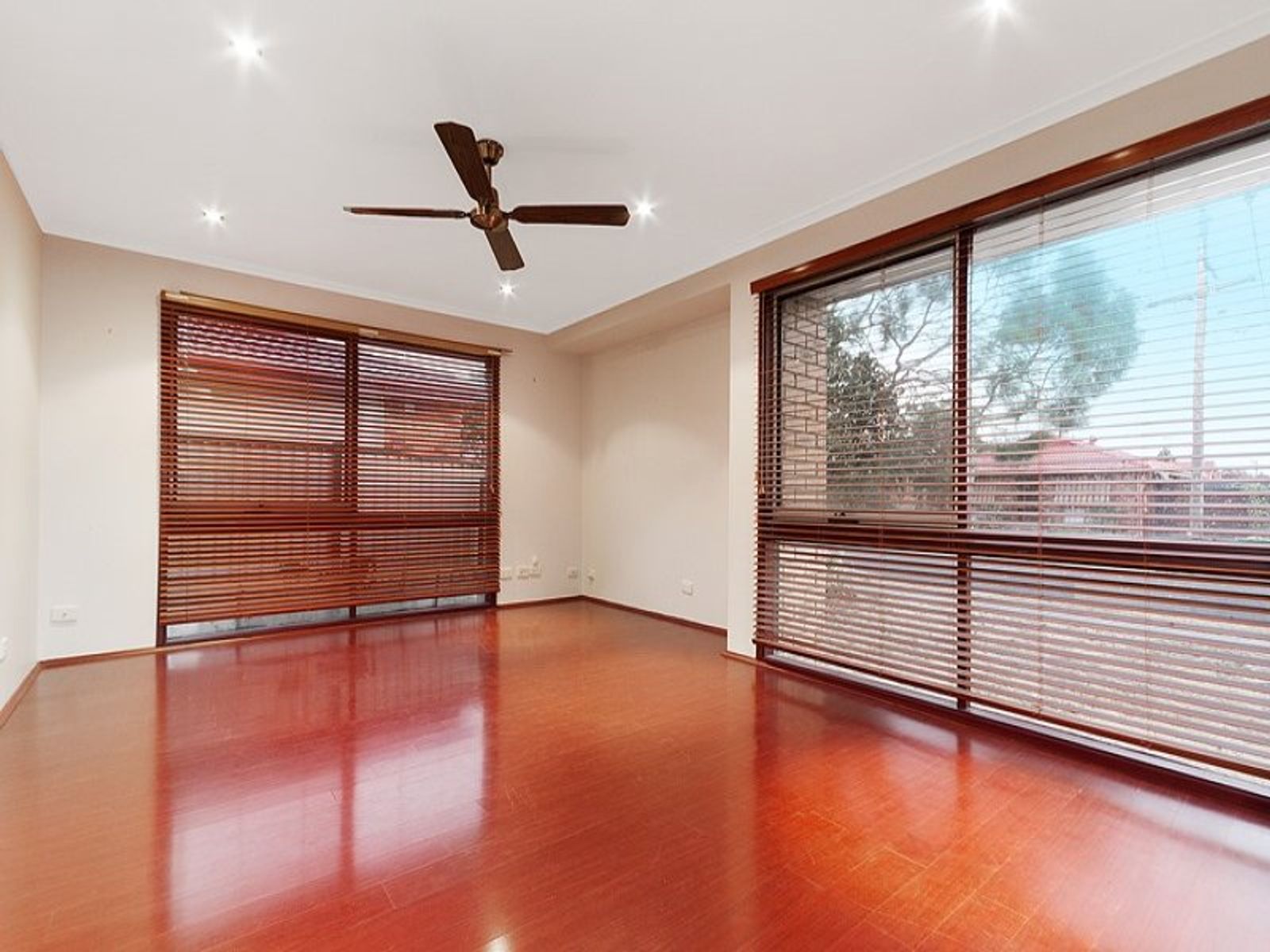 5 Sunnyvale Crescent, Keysborough, VIC 3173, Keysborough - Thumbnail 2