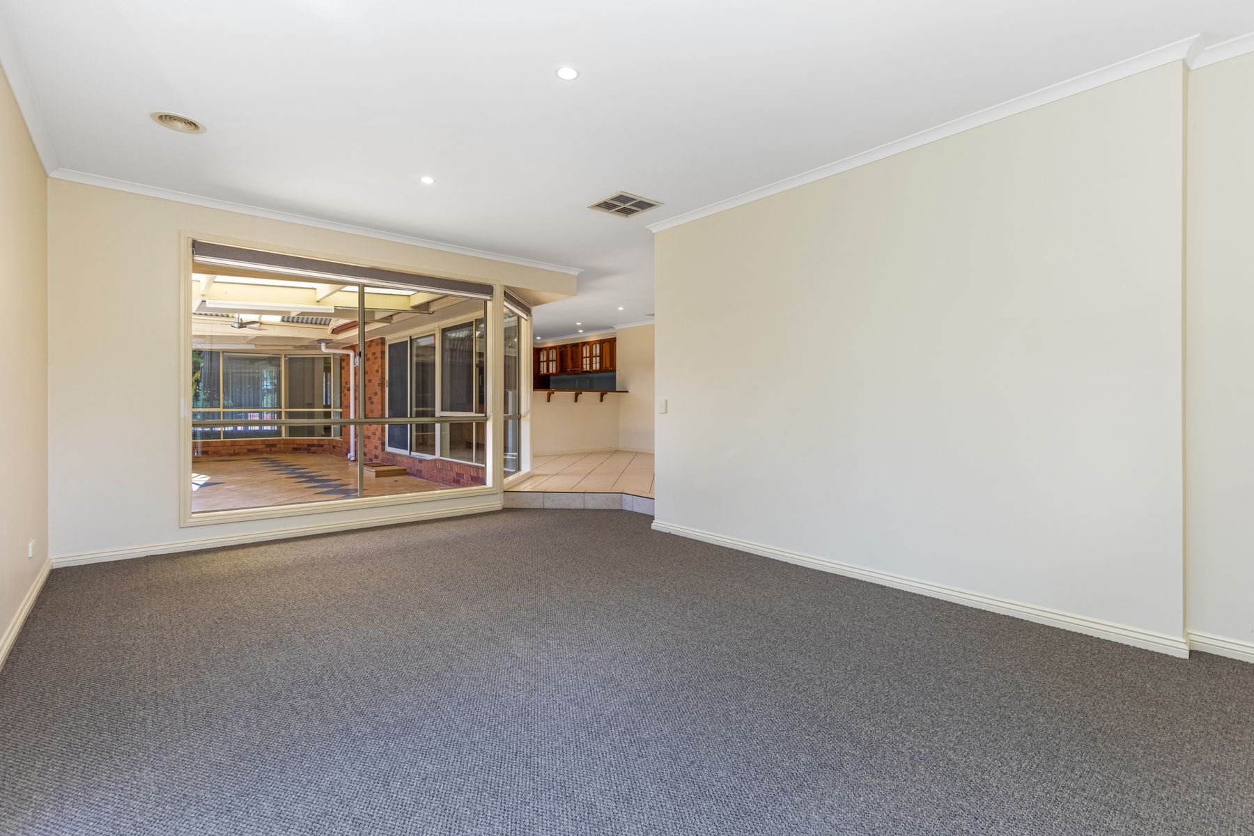 8 Northmoor Drive, Strathdale, VIC 3550, Strathdale - Thumbnail 6