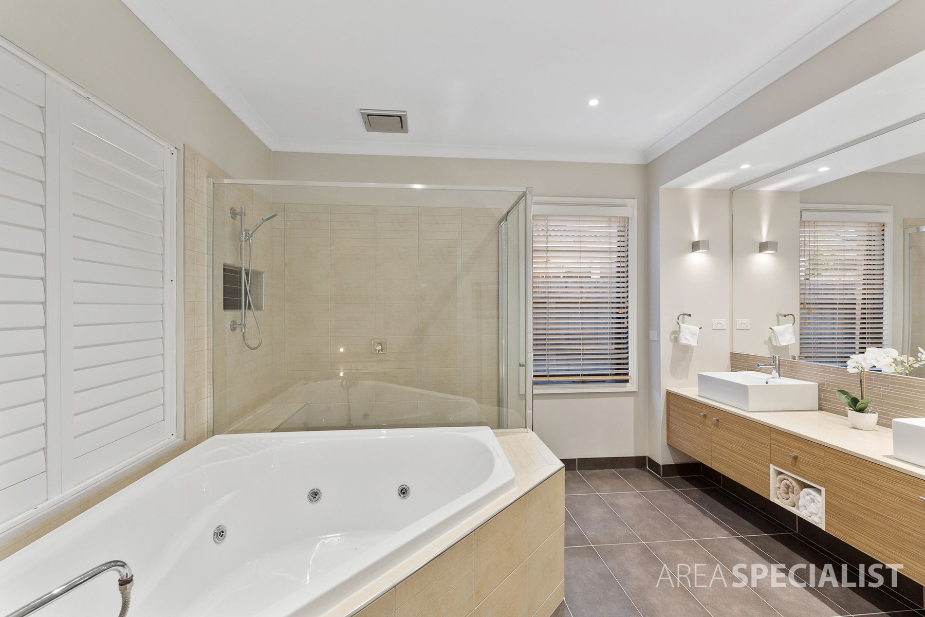 3 Phoenix Avenue, Cranbourne, VIC 3977, Cranbourne - Thumbnail 5