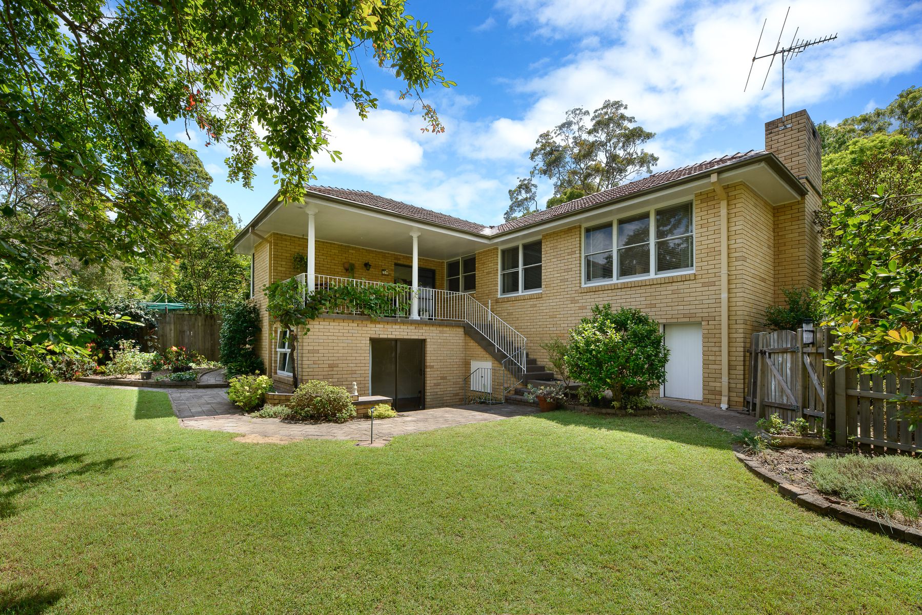 11 Chisholm Street, Turramurra NSW 2074