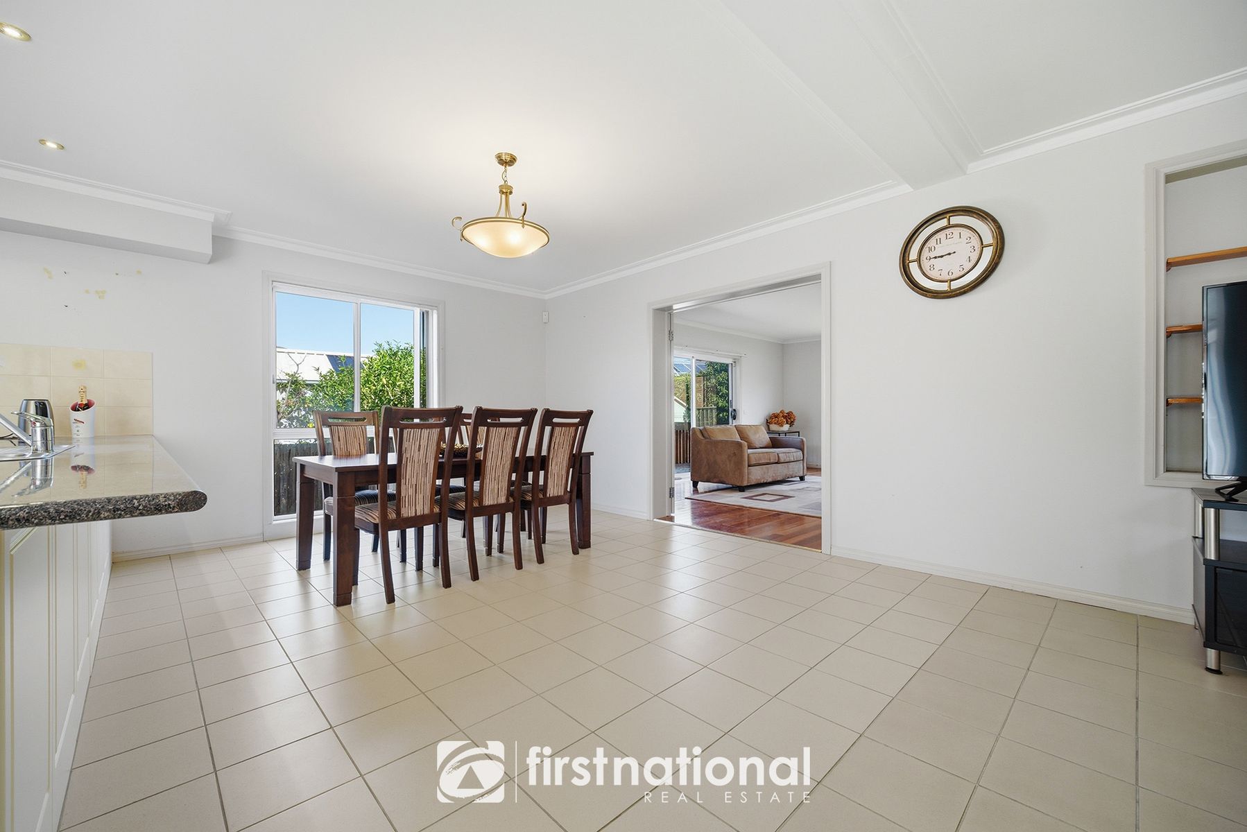 8 Erica Close, Endeavour Hills VIC 3802, Endeavour Hills - Thumbnail 4