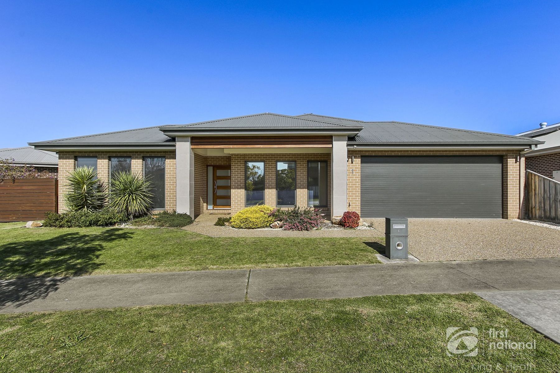 1 The Crescent, Paynesville VIC 3880