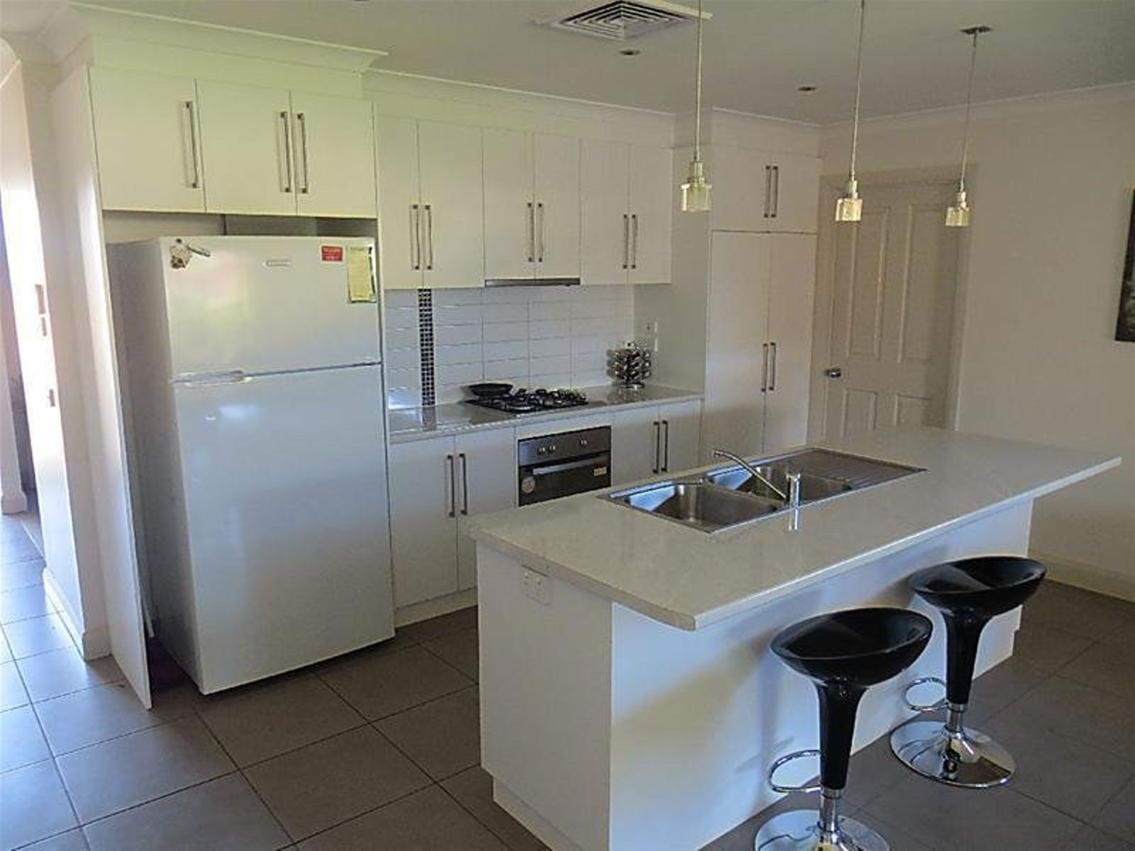 13 Sherring Way, Mildura - Thumbnail 2