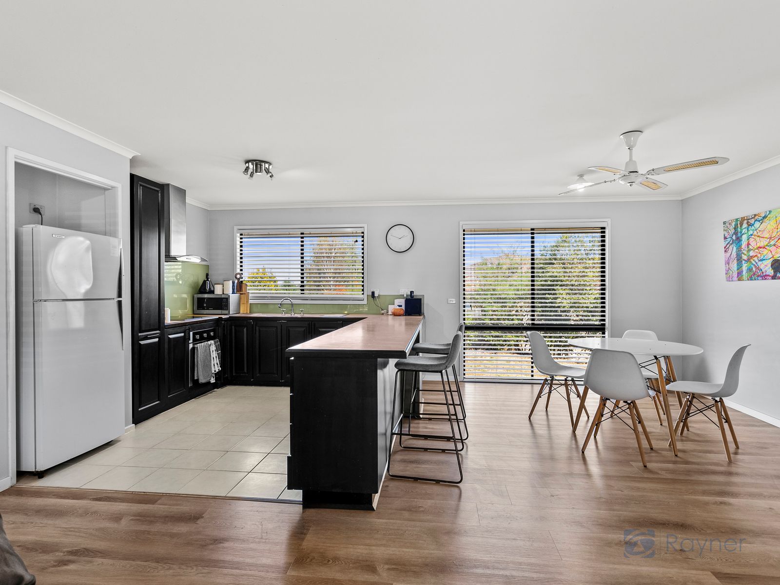 9 Bank Street, Ballan VIC 3342, Ballan - Thumbnail 5