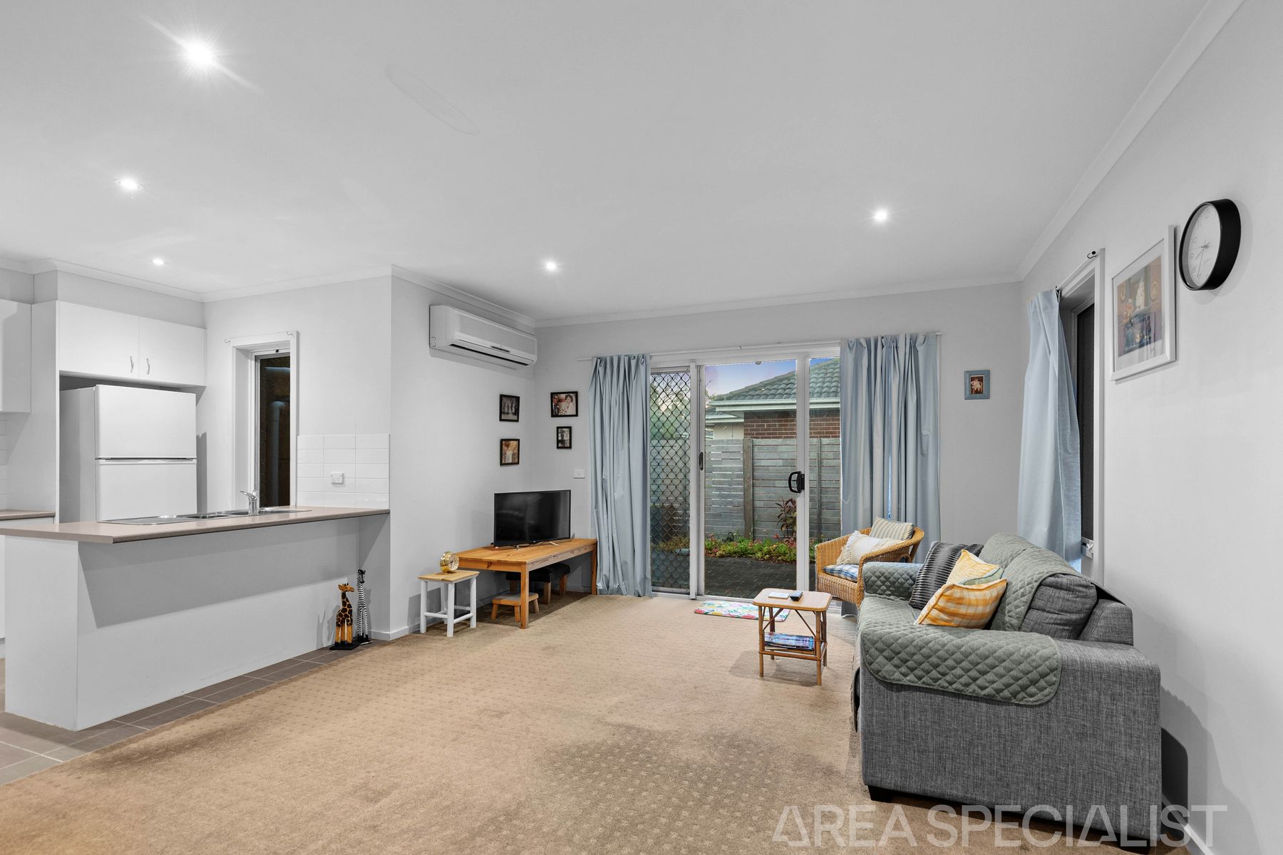 4/34 Coral Street, Frankston, VIC 3199, Frankston - Thumbnail 3