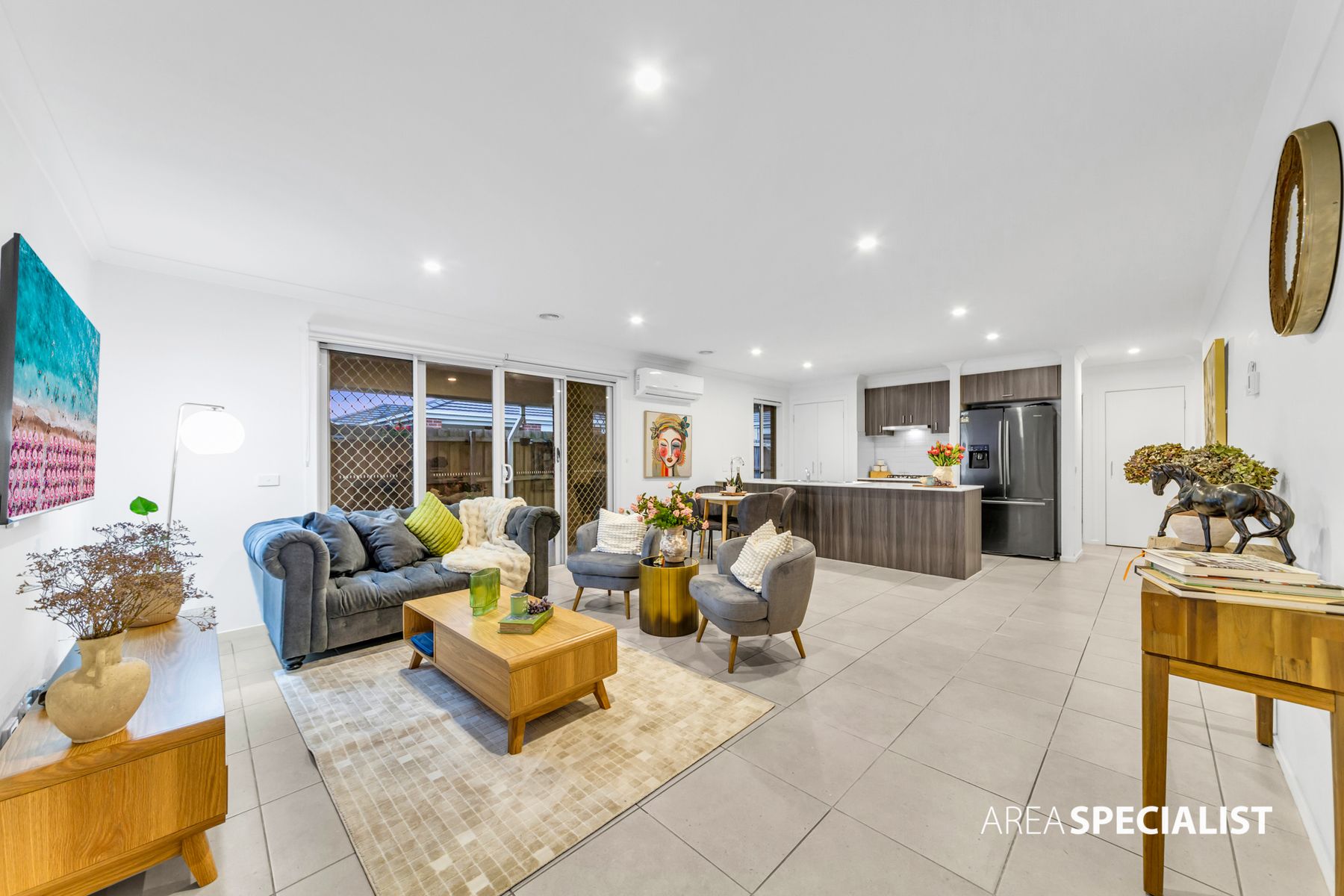 28 Newcastle Drive, Officer, VIC 3809, Officer - Thumbnail 7