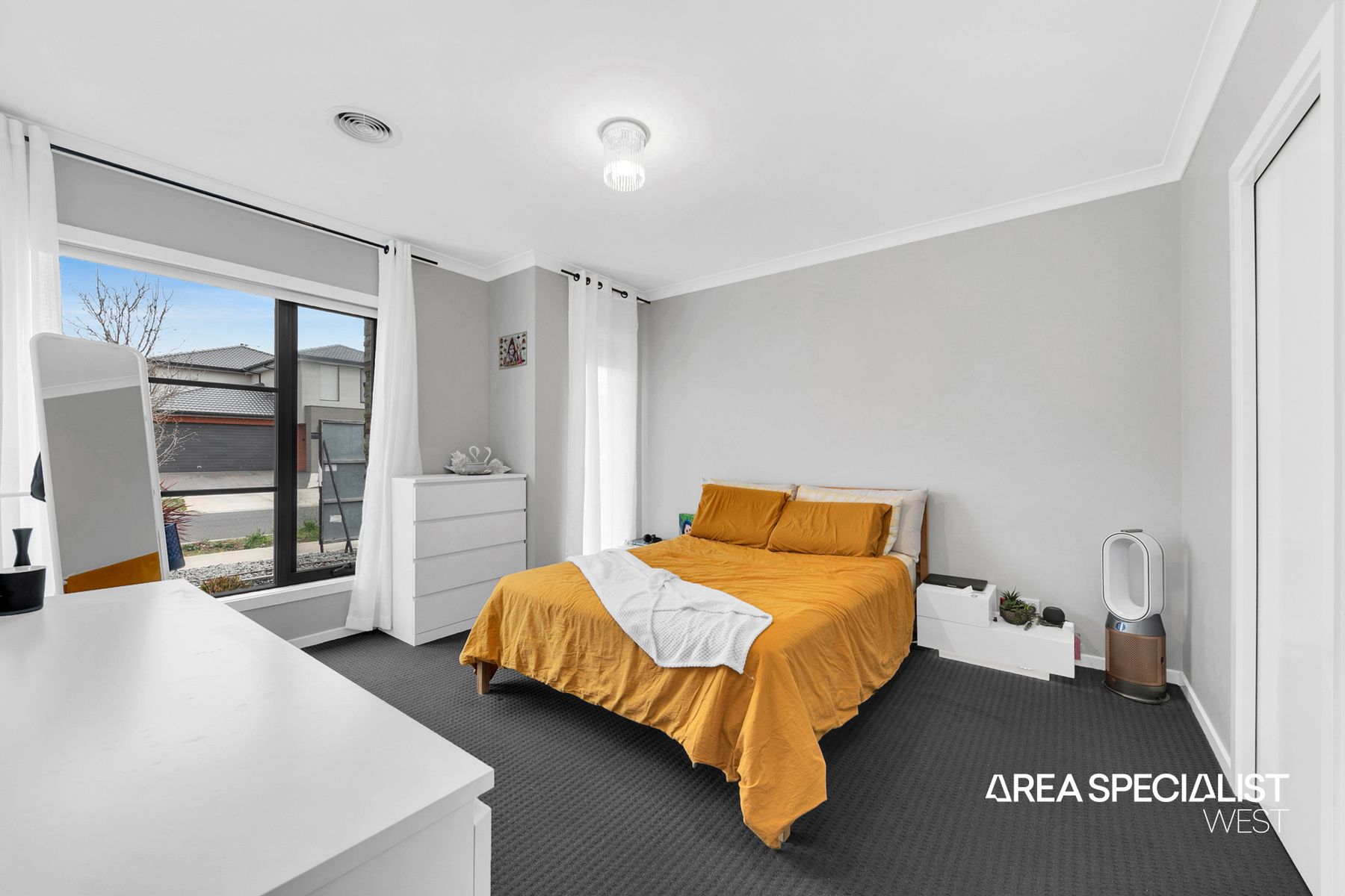 10 Popular Street, Rockbank, VIC 3335, Rockbank - Thumbnail 3