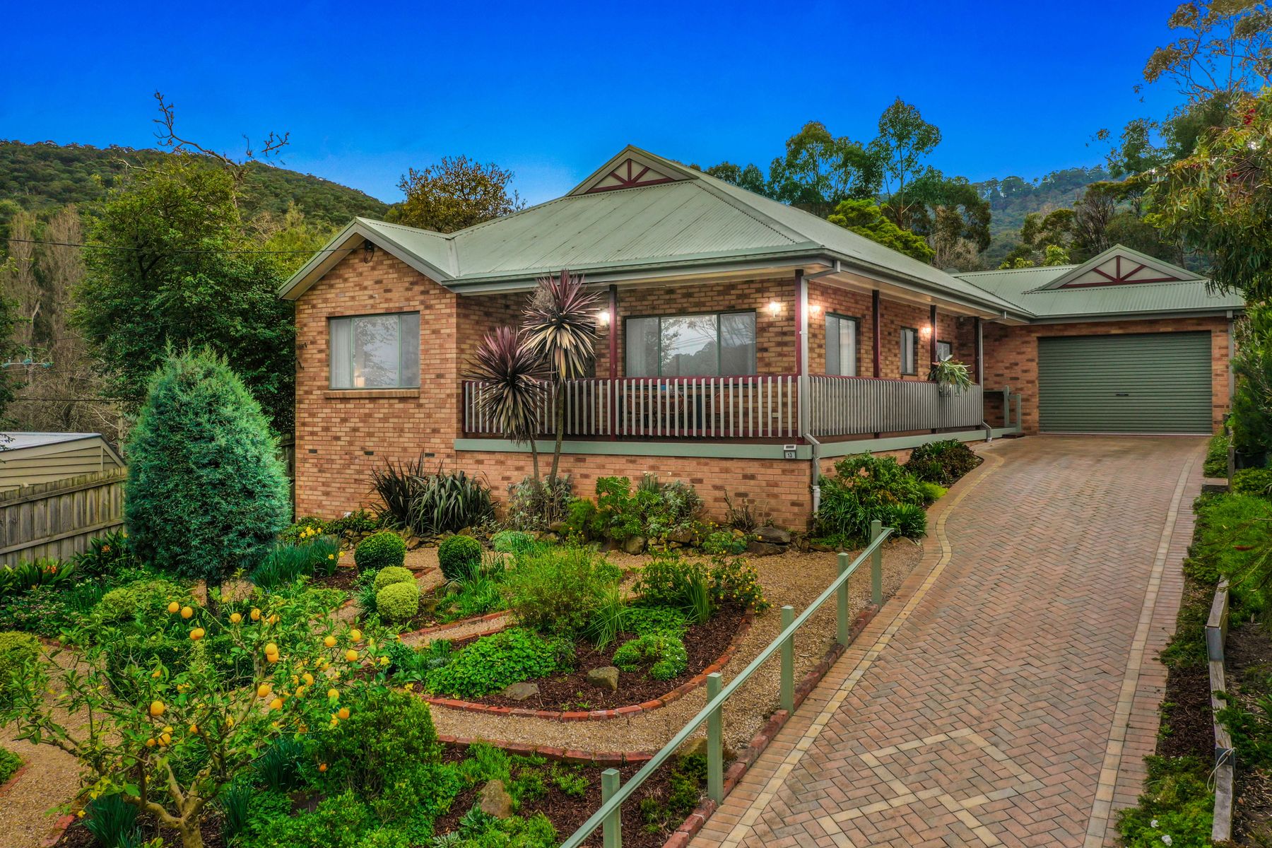 13 Old Belgrave Road, Upper Ferntree Gully, VIC 3156, Upper Ferntree Gully - Thumbnail 2