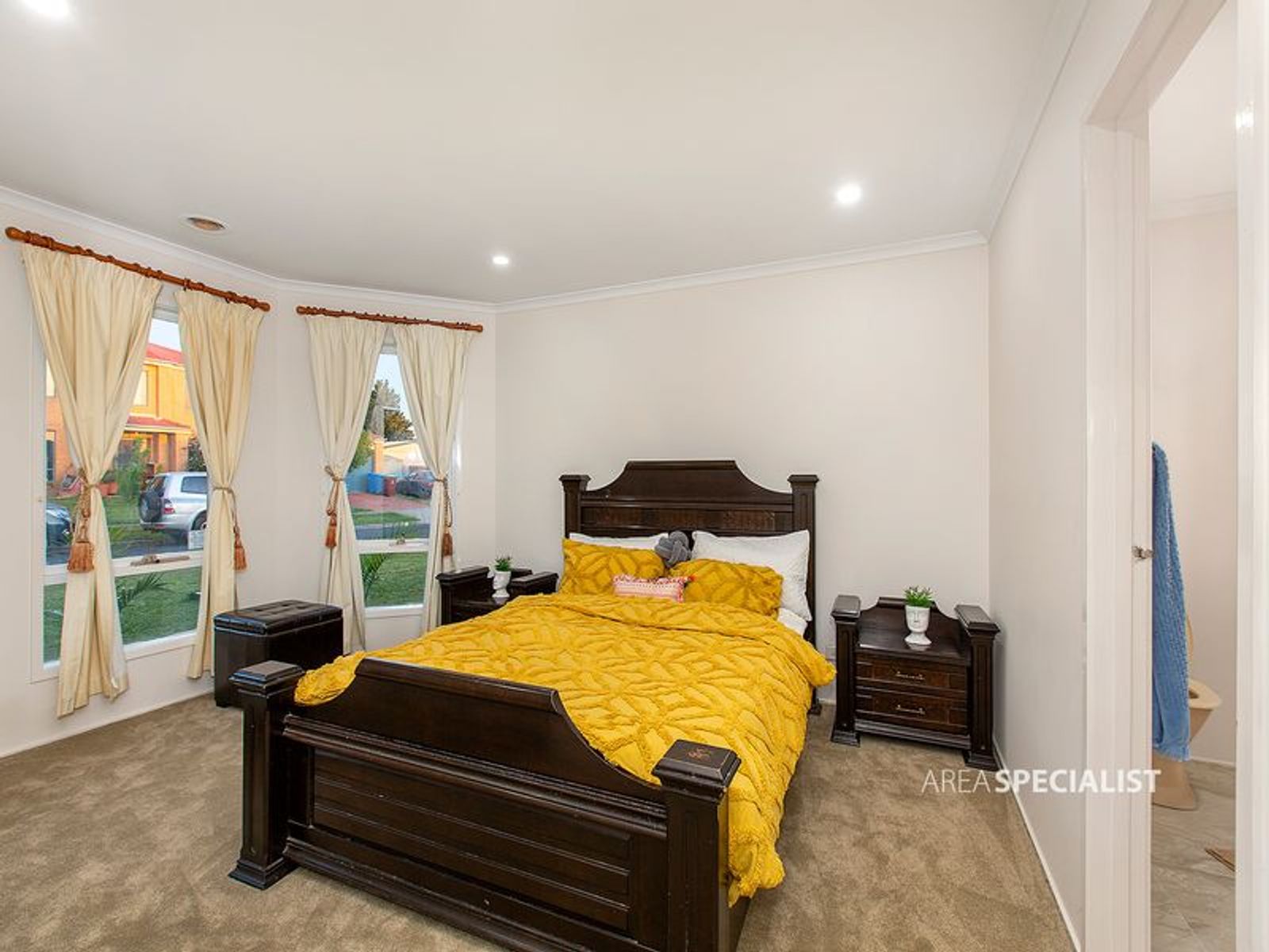 21 Scarborough Drive, Narre Warren South, VIC 3805, Narre Warren South - Thumbnail 7