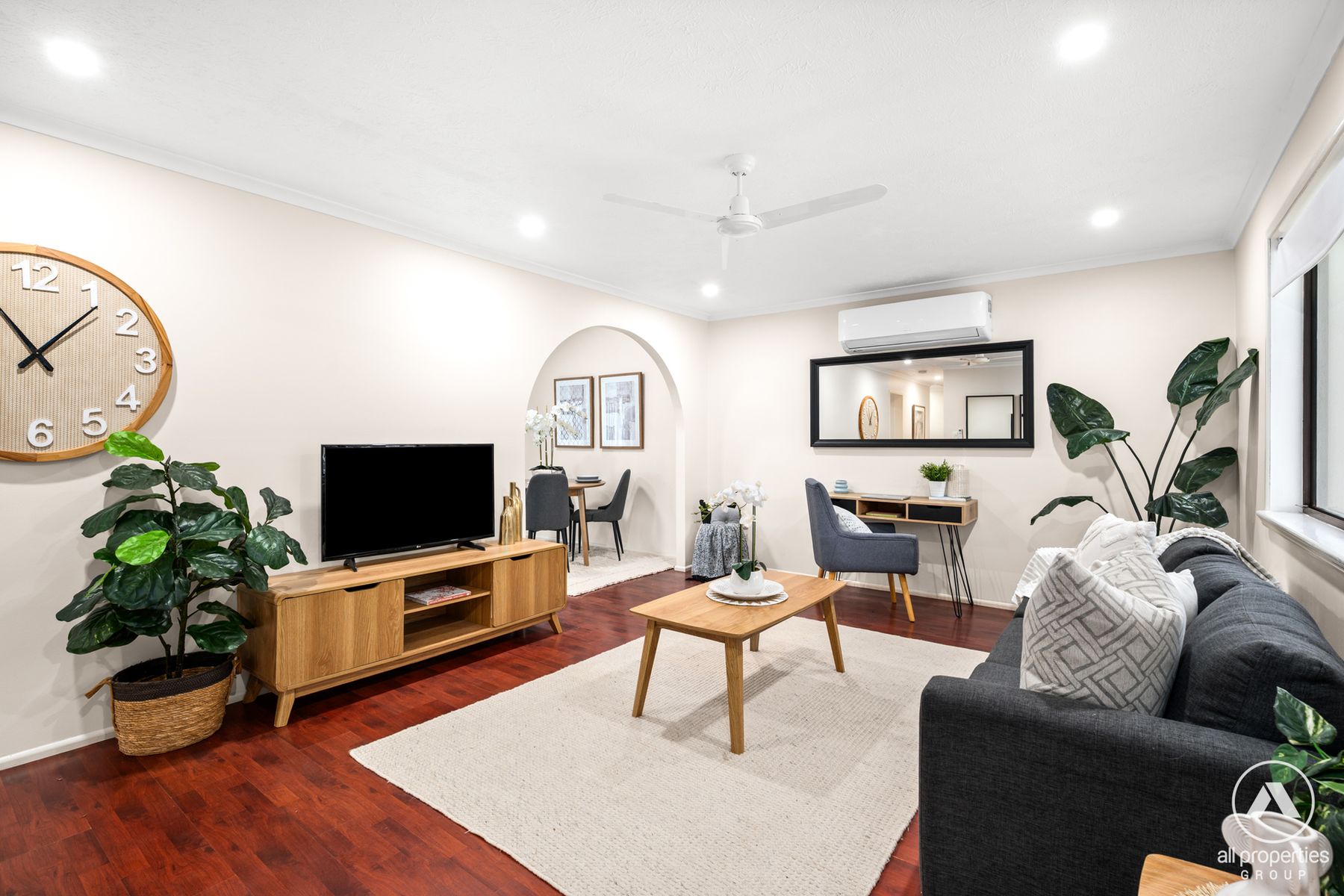 44 Anchusa Street, Kingston QLD 4114, Kingston - Thumbnail 2