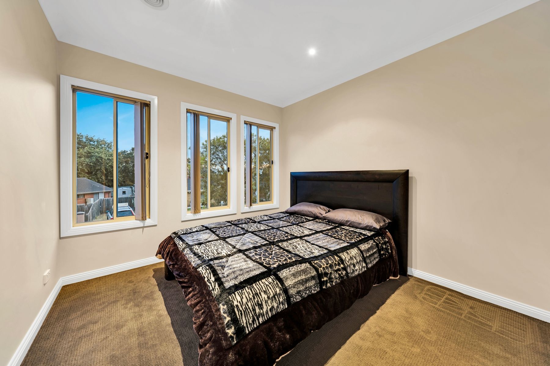 12 Branton Drive, Hampton Park, VIC 3976, Hampton Park - Thumbnail 8